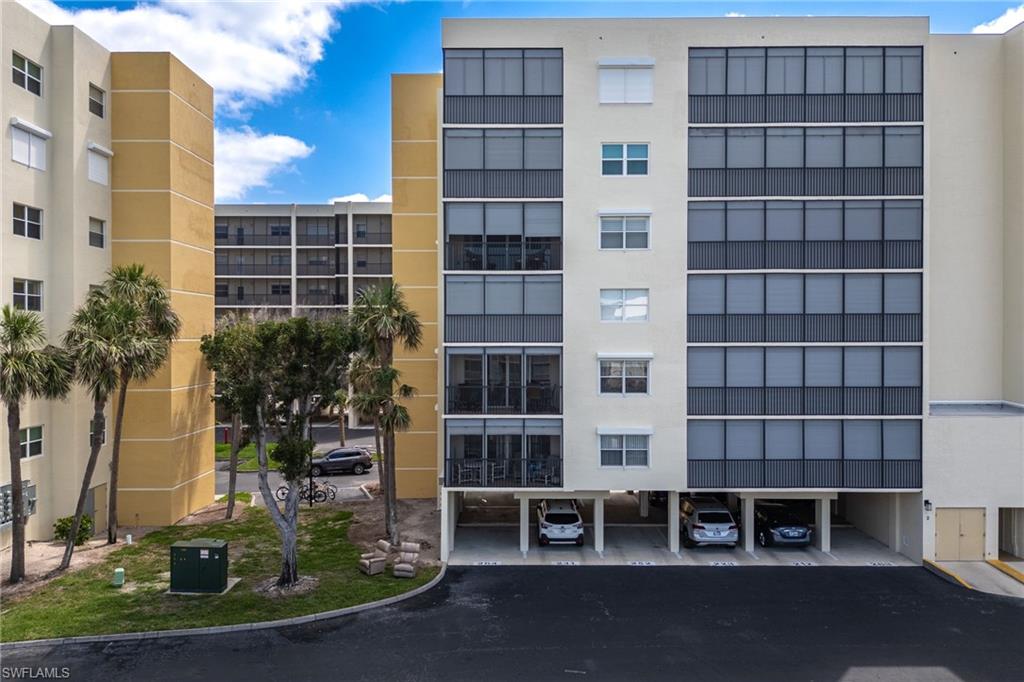 Fort Myers Beach, Florida, 33931, United States, 2 Bedrooms Bedrooms, ,2 BathroomsBathrooms,Residential,For Sale,1787356
