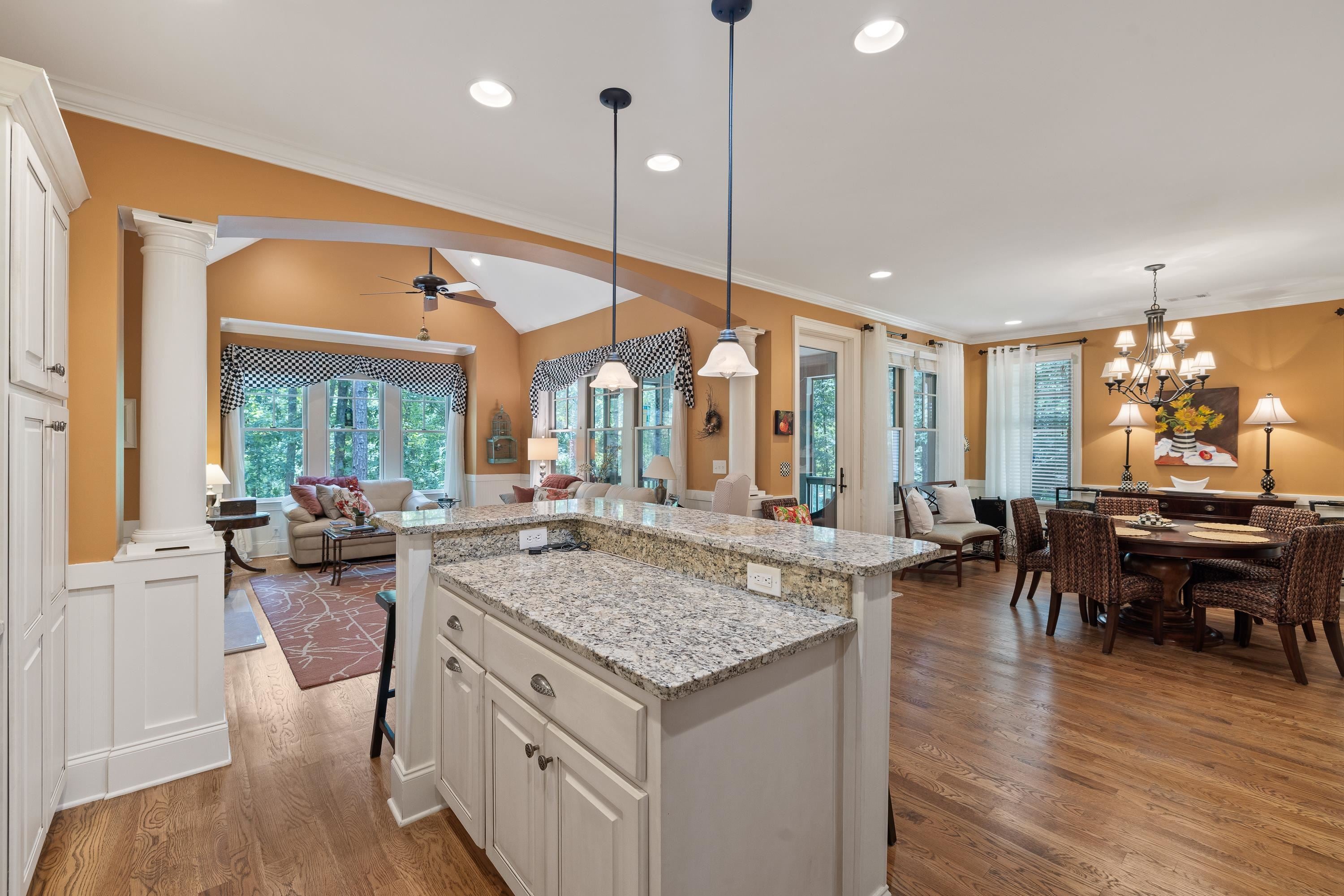 Greensboro, Georgia, 30642, United States, 3 Bedrooms Bedrooms, ,4 BathroomsBathrooms,Residential,For Sale,1829509
