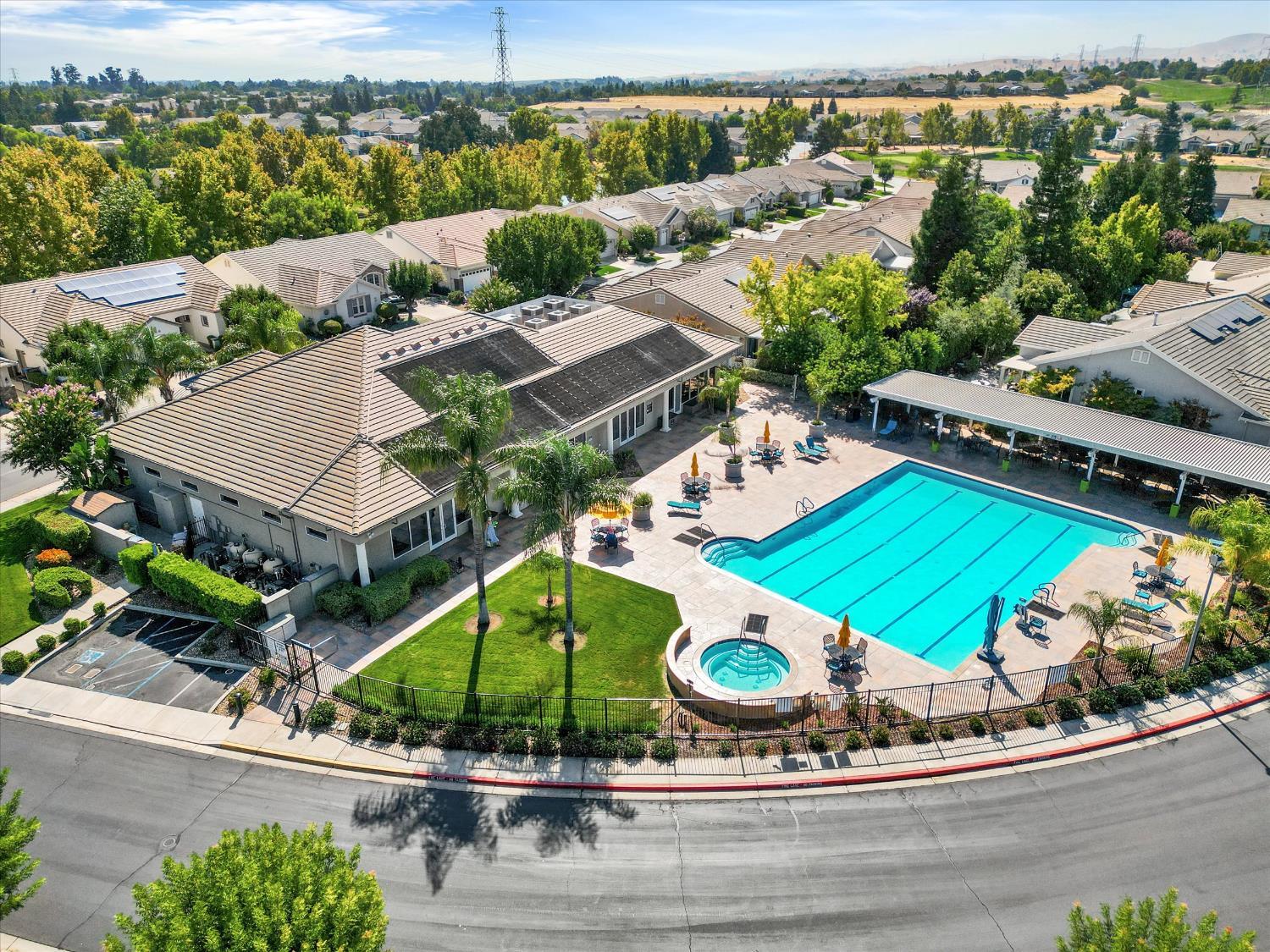 Brentwood, California, 94513, United States, 2 Bedrooms Bedrooms, ,3 BathroomsBathrooms,Residential,For Sale,1977328