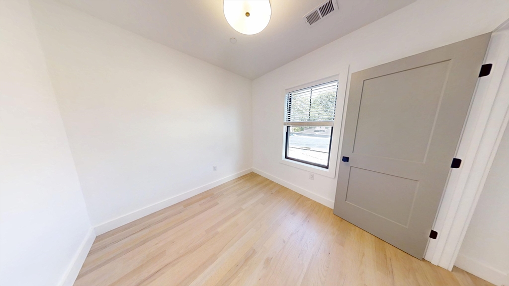 Boston, Massachusetts, 02124, United States, 3 Bedrooms Bedrooms, ,2 BathroomsBathrooms,Residential,For Sale,1941577