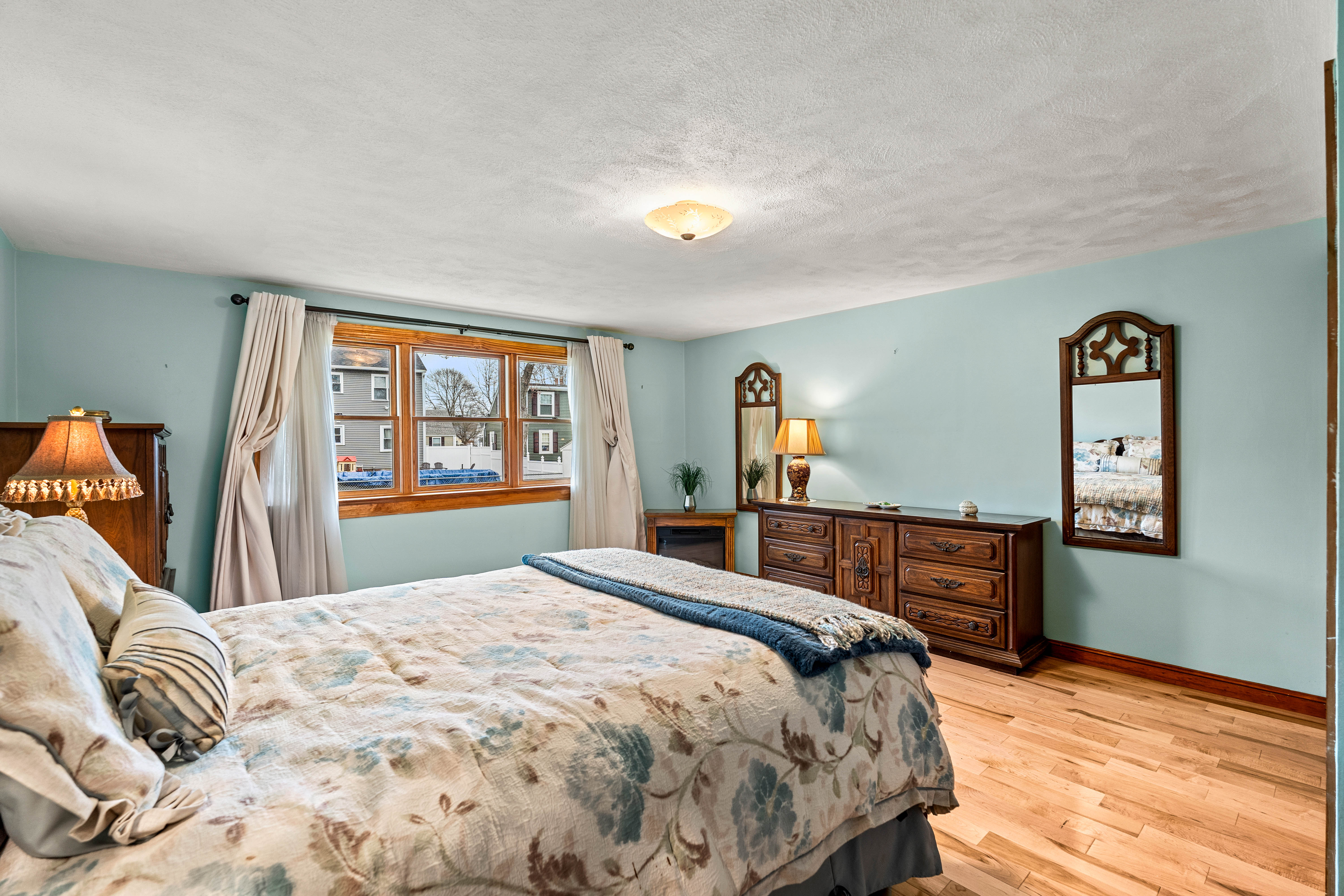  11 Arnold Road, Peabody, MA, 01960 - 物件實景