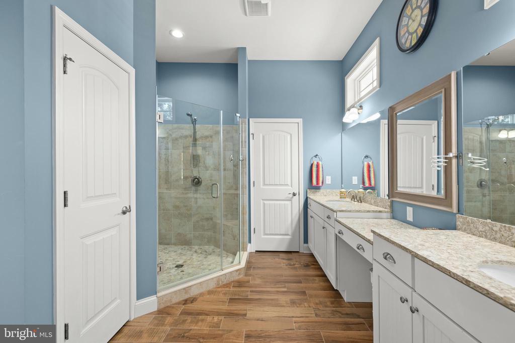 Lewes, Delaware, 19958, United States, 5 Bedrooms Bedrooms, ,5 BathroomsBathrooms,Residential,For Sale,1907595