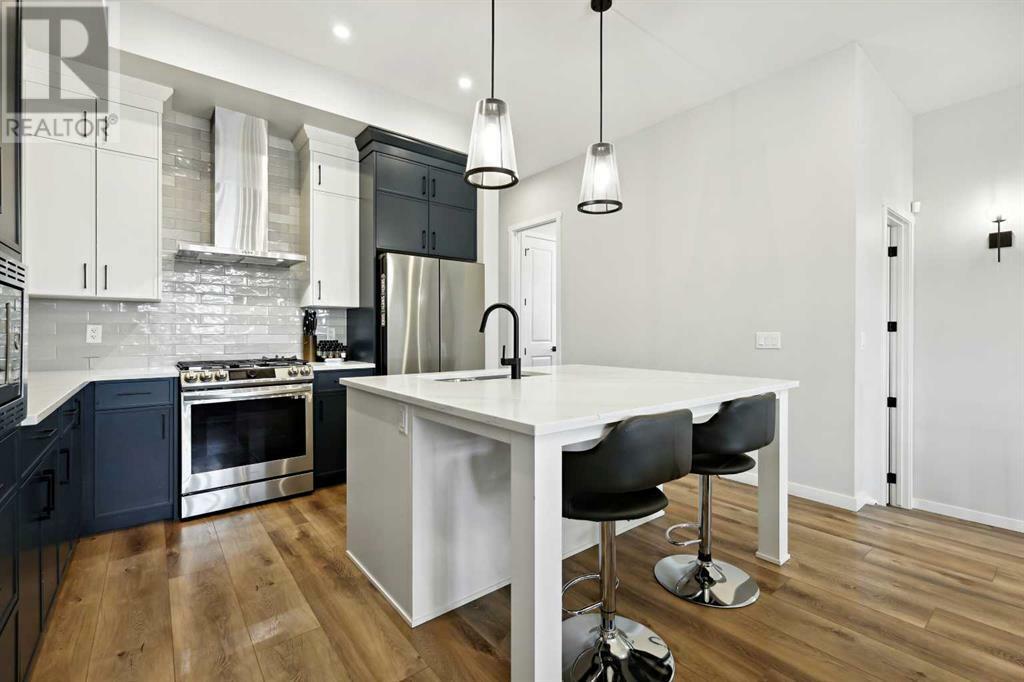 CALGARY, Alberta, T3M 2Z6, CA, 3 Bedrooms Bedrooms, ,2 BathroomsBathrooms,Residential,For Sale,1867473