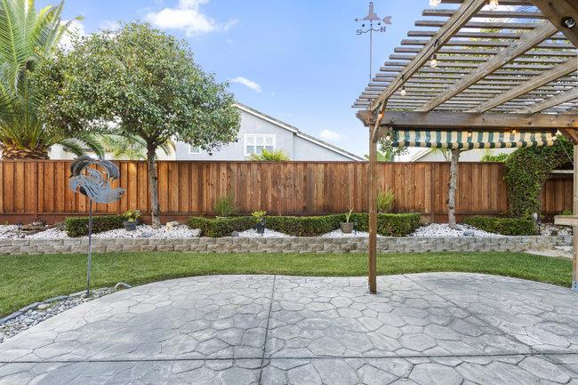 Hollister, California, 95023, United States, 4 Bedrooms Bedrooms, ,3 BathroomsBathrooms,Residential,For Sale,2006459