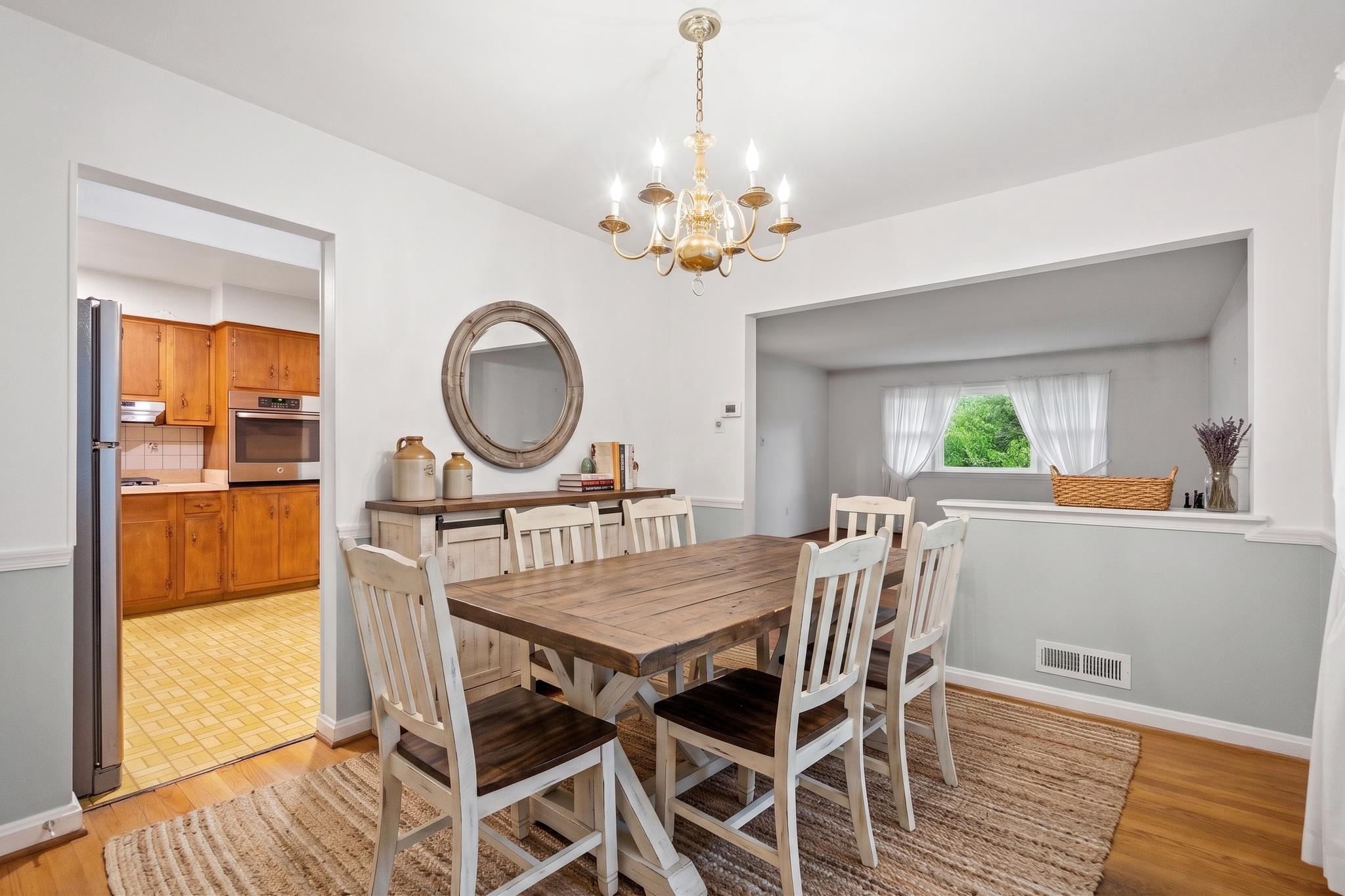  8316 Ashwood Drive, Alexandria, VA, 22308 - 物件實景