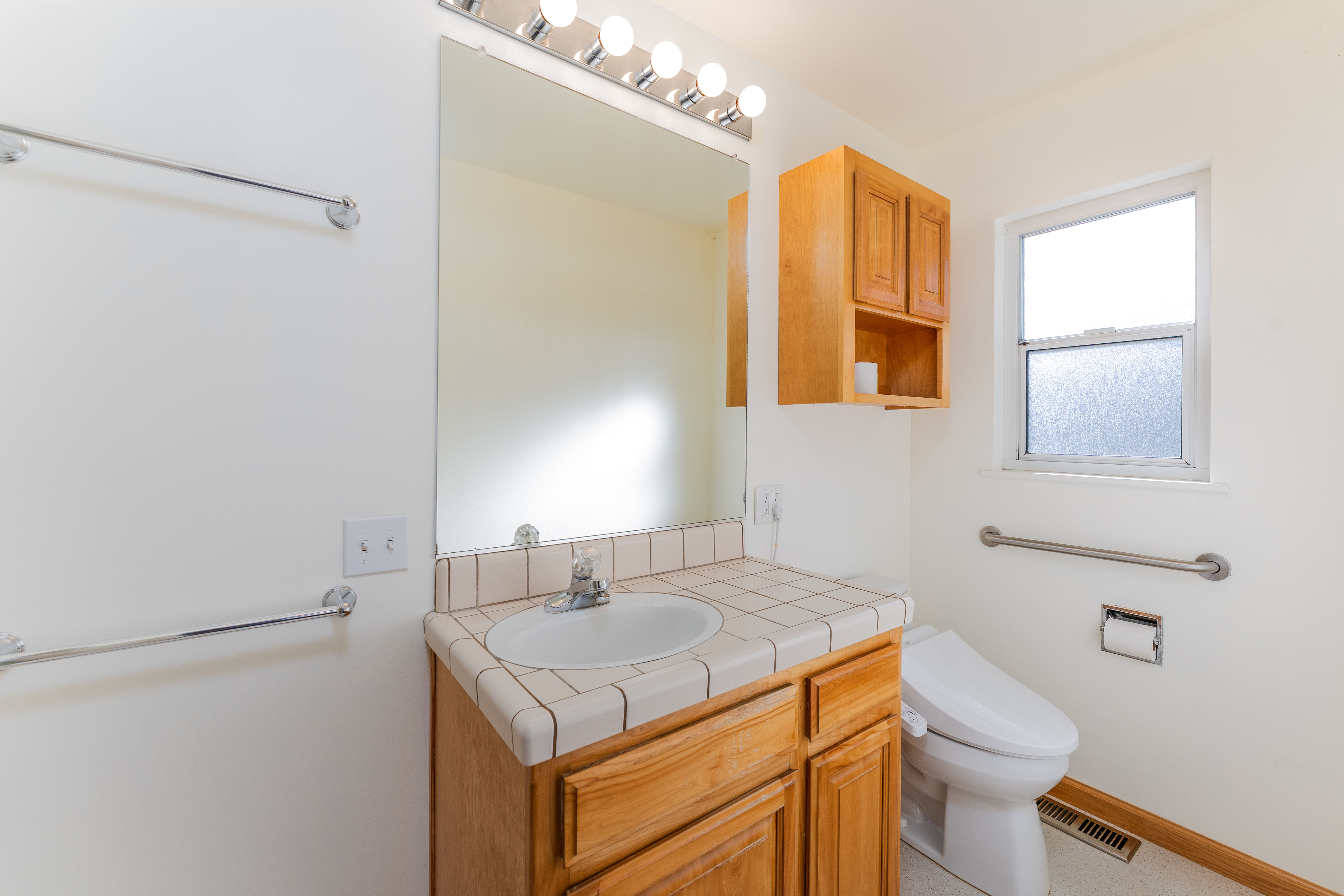 Ukiah, California, 95482, United States, 3 Bedrooms Bedrooms, ,2 BathroomsBathrooms,Residential,For Sale,1997142