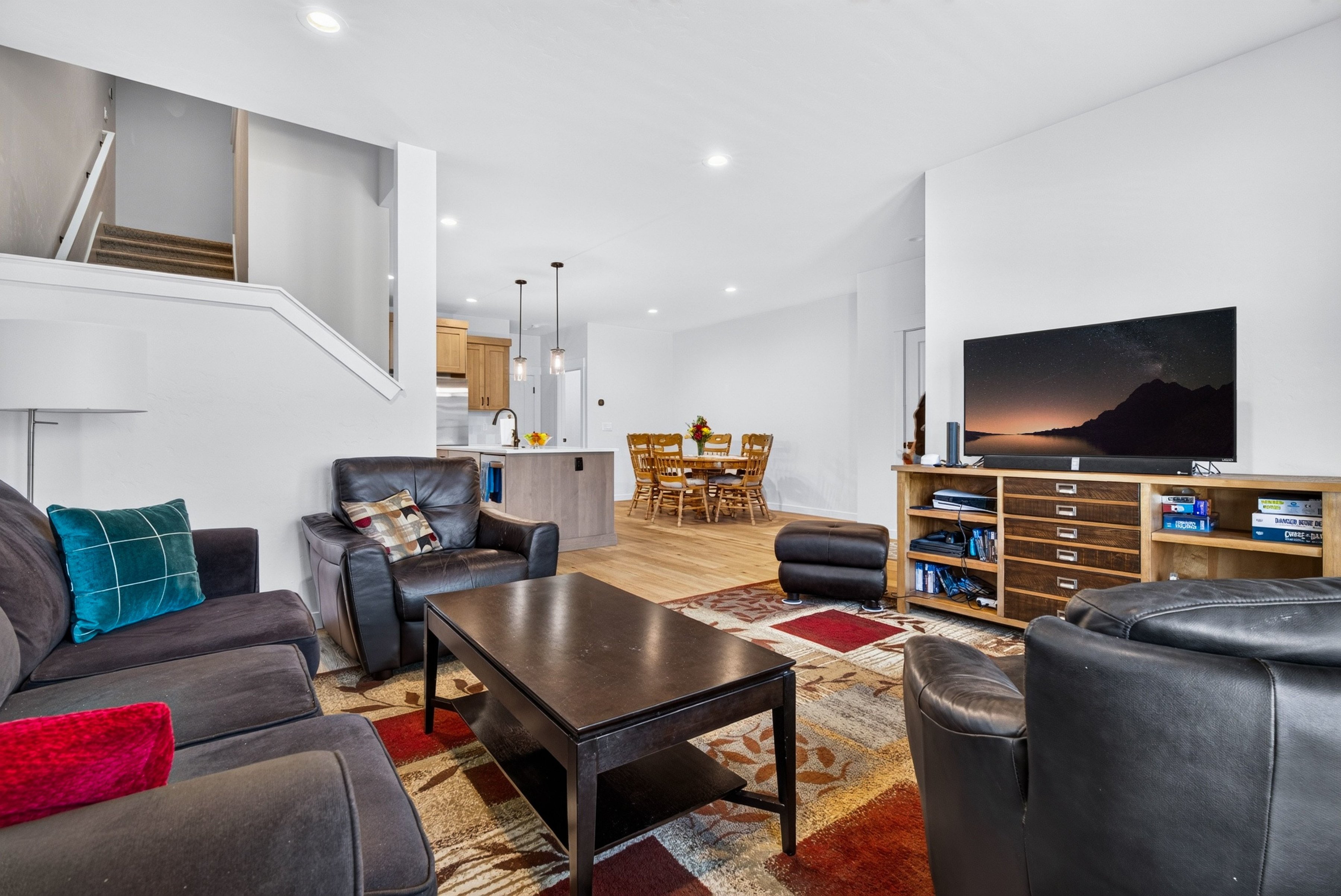  Stylish, Low-Maintenance Living with Resort-Style Amenities - 物件實景