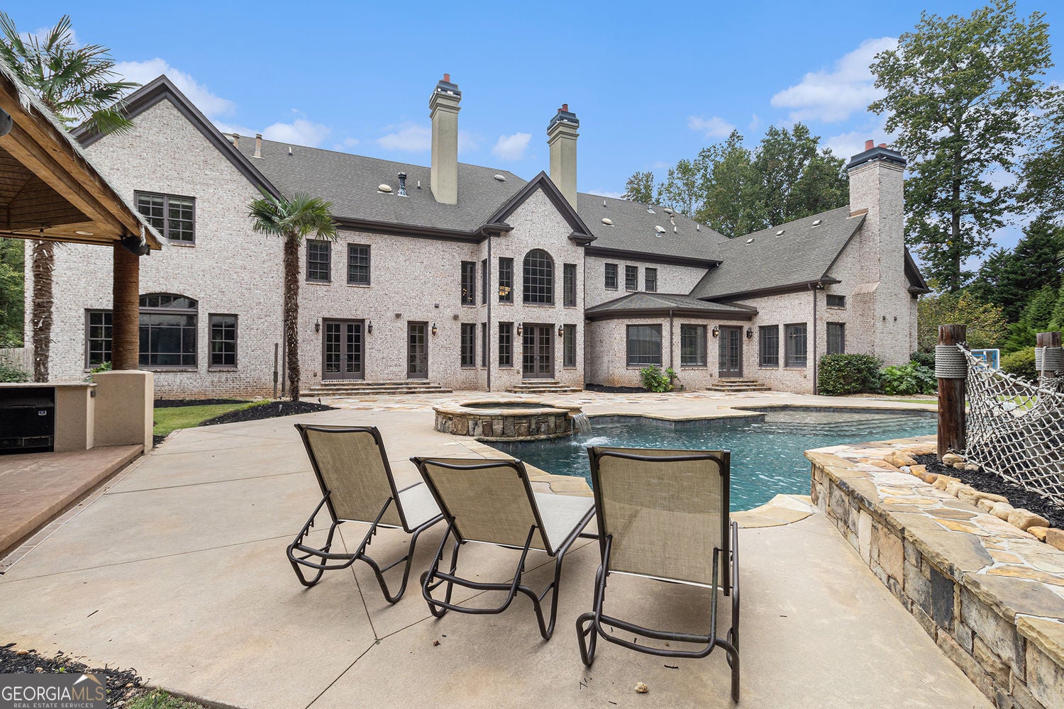 Roswell, Georgia, 30075, United States, 9 Bedrooms Bedrooms, ,15 BathroomsBathrooms,Residential,For Sale,1953234