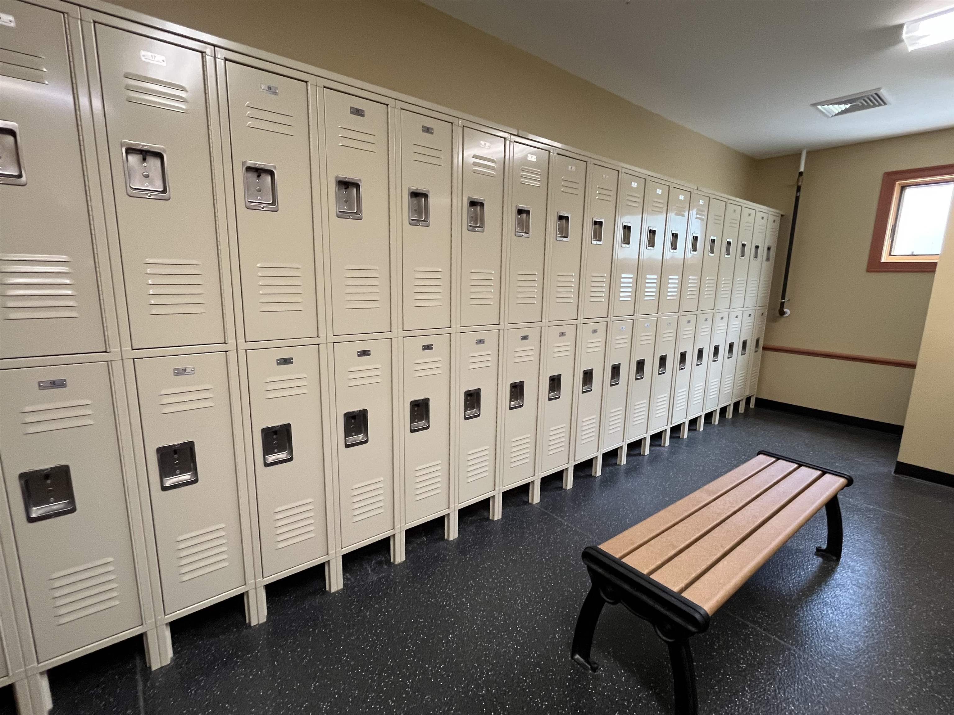 Conway, New Hampshire, 03860, United States, 3 Bedrooms Bedrooms, ,2 BathroomsBathrooms,Residential,For Sale,1991072