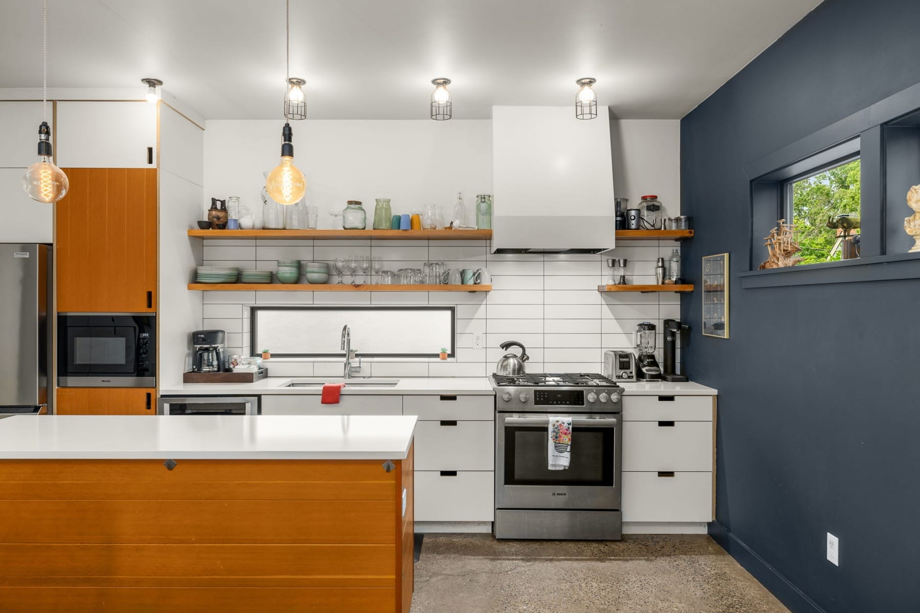  5934 NE 16TH AVE Portland, OR 97211 - 物件實景