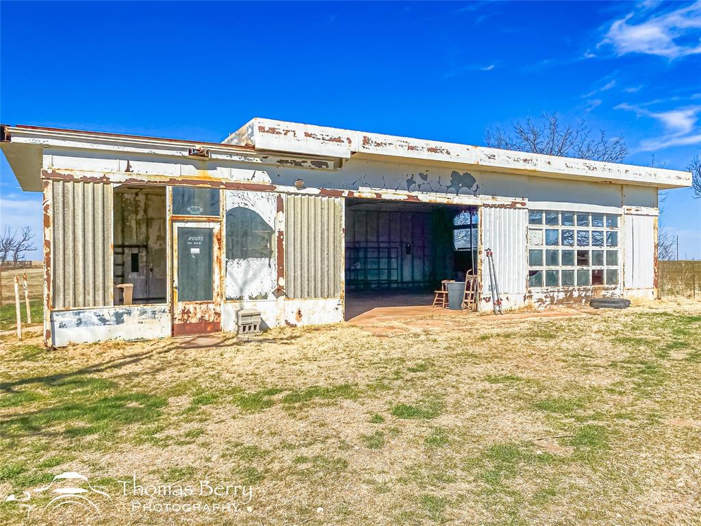 Stamford, Texas, 79553, United States, 3 Bedrooms Bedrooms, ,3 BathroomsBathrooms,Residential,For Sale,1696805