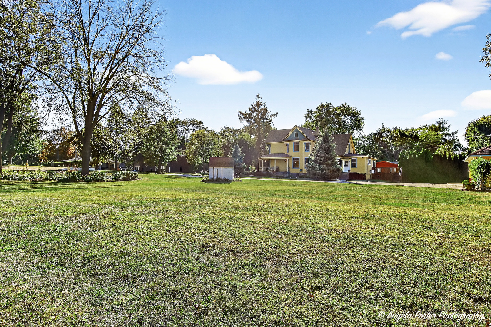 Crystal Lake, Illinois, 60014, United States, 4 Bedrooms Bedrooms, ,2 BathroomsBathrooms,Residential,For Sale,1982746