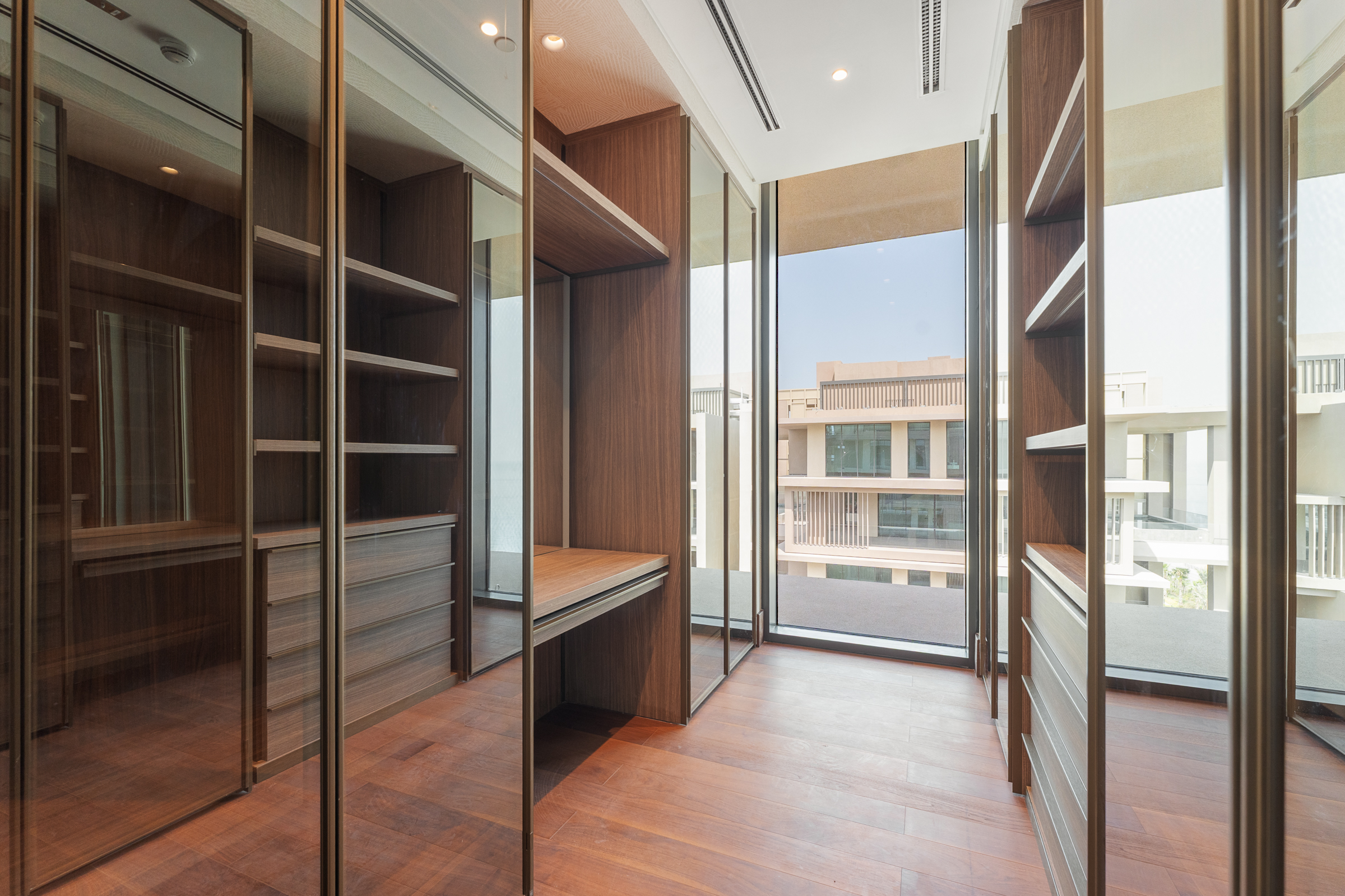  Stunning Luxury Apartment with Full Sea Views - 物件實景