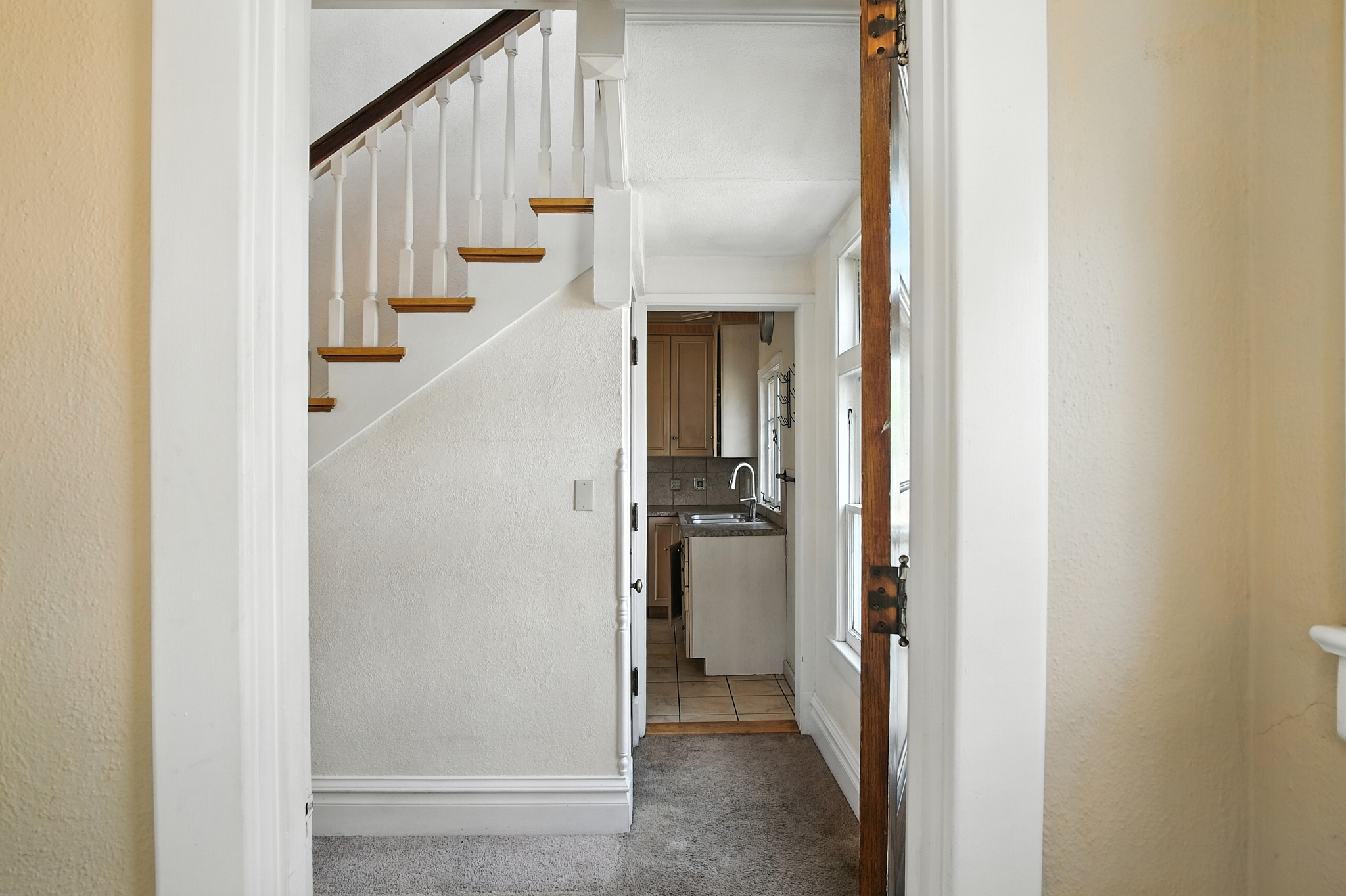 Hot Springs, South Dakota, 57747, United States, 5 Bedrooms Bedrooms, ,4 BathroomsBathrooms,Residential,For Sale,1983319