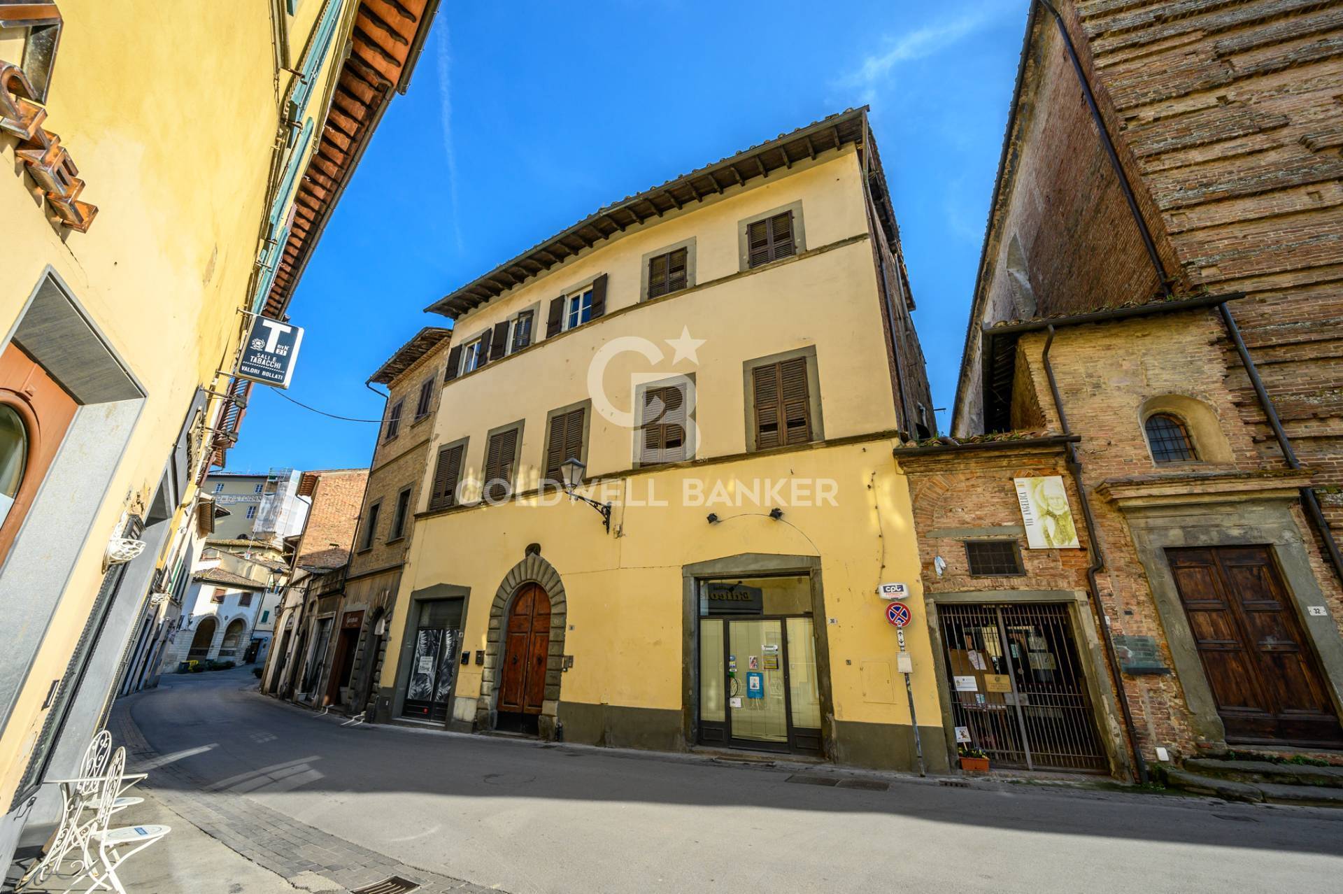Piazza del Popolo, San Miniato, Pisa, 56027, IT, 10 Bedrooms Bedrooms, ,9 BathroomsBathrooms,Residential,For Sale,Piazza del Popolo,1442810