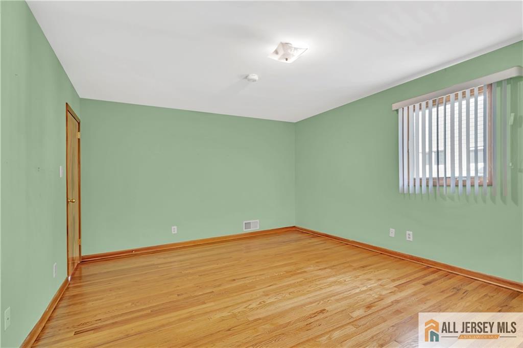 Old Bridge, New Jersey, 08857, United States, 4 Bedrooms Bedrooms, ,3 BathroomsBathrooms,Residential,For Sale,1962788