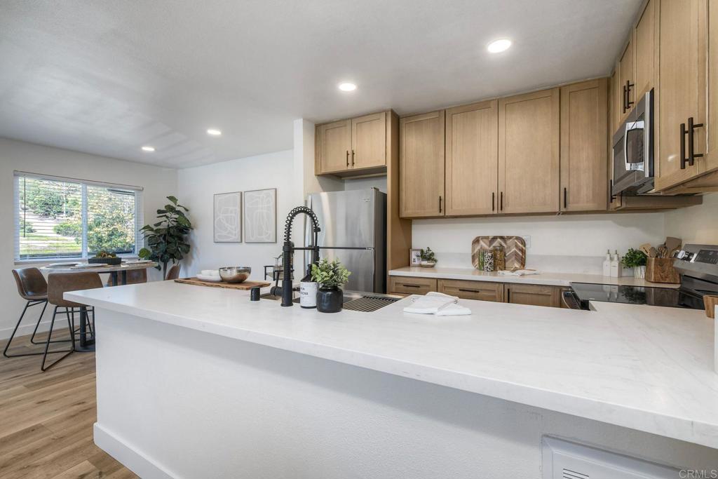 Carlsbad, California, 92009, United States, 1 Bedroom Bedrooms, ,1 BathroomBathrooms,Residential,For Sale,1965200