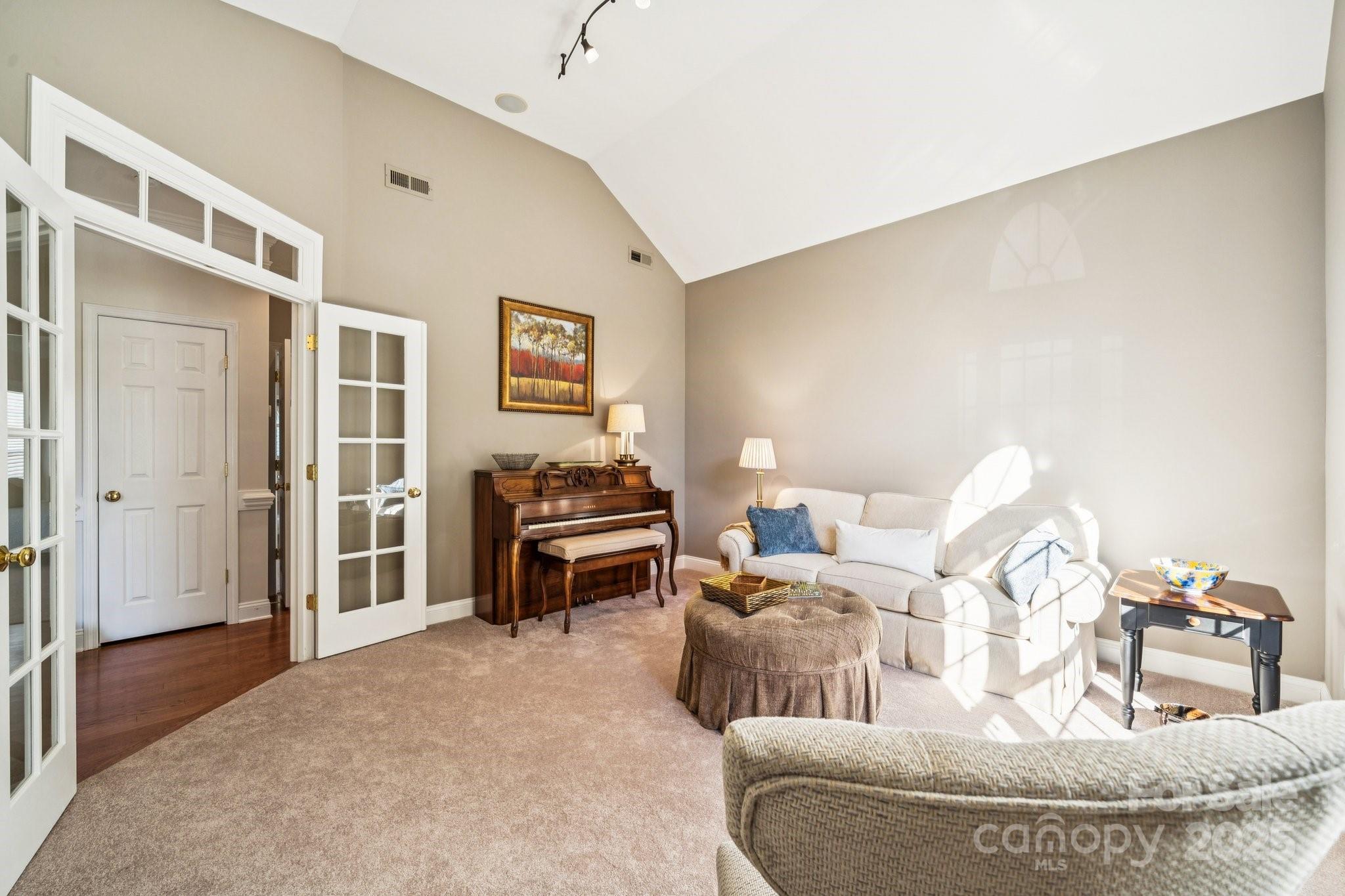 Mooresville, North Carolina, 28115, United States, 4 Bedrooms Bedrooms, ,3 BathroomsBathrooms,Residential,For Sale,1989263