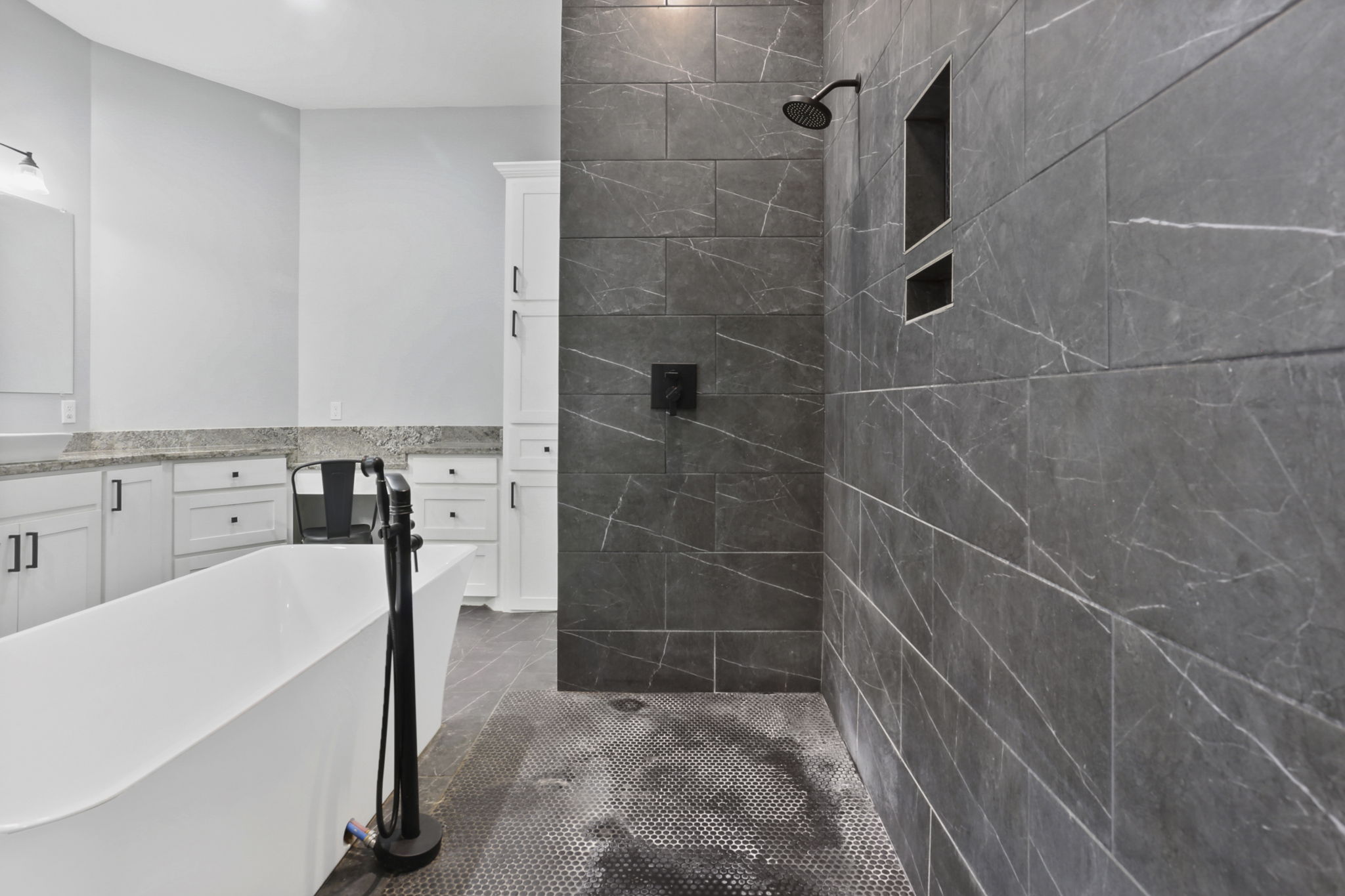 Zachary, Louisiana, 70791, United States, 4 Bedrooms Bedrooms, ,4 BathroomsBathrooms,Residential,For Sale,1998548