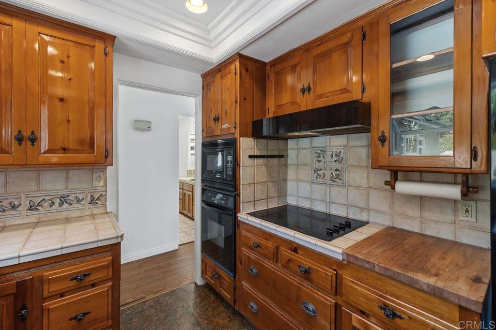 Spring Valley, California, 91978, United States, 3 Bedrooms Bedrooms, ,2 BathroomsBathrooms,Residential,For Sale,1940726