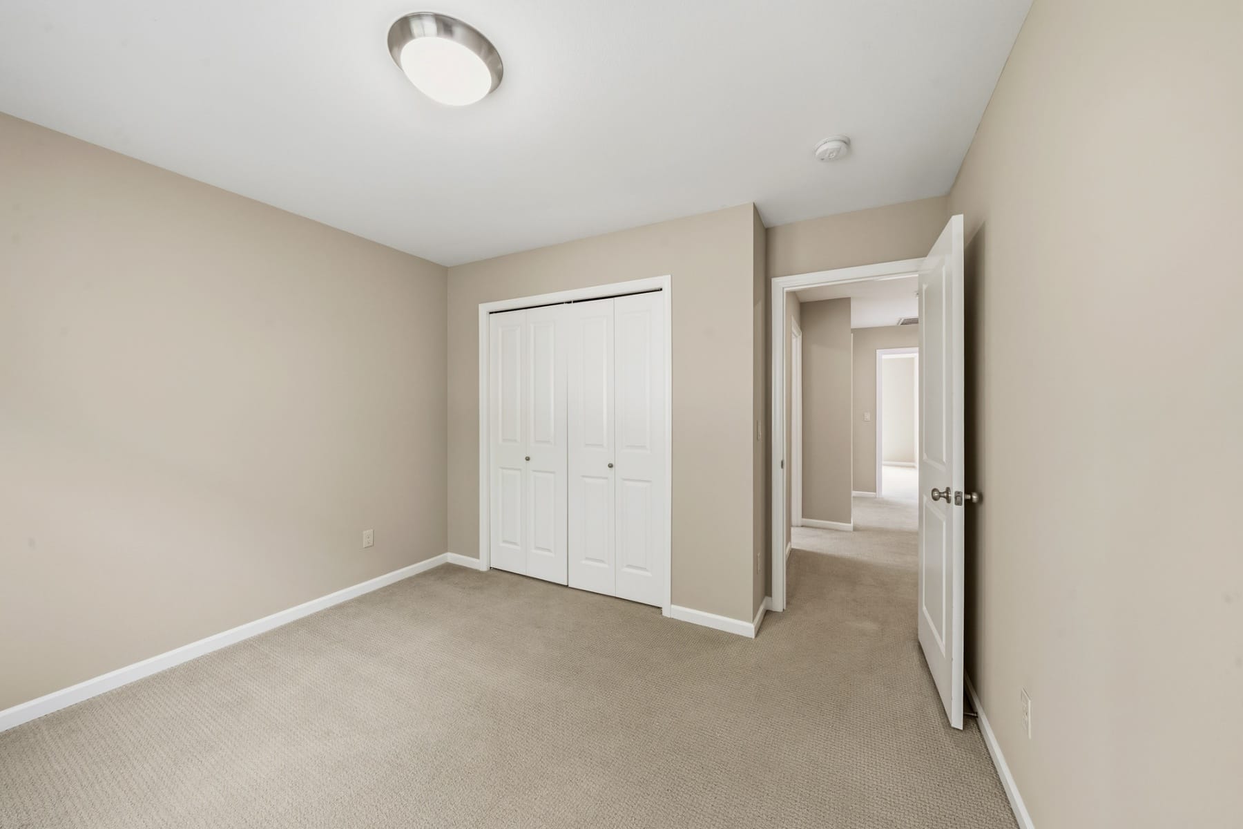 9445 NW HARVEST HILL DR Portland, OR 97229 - 物件實景