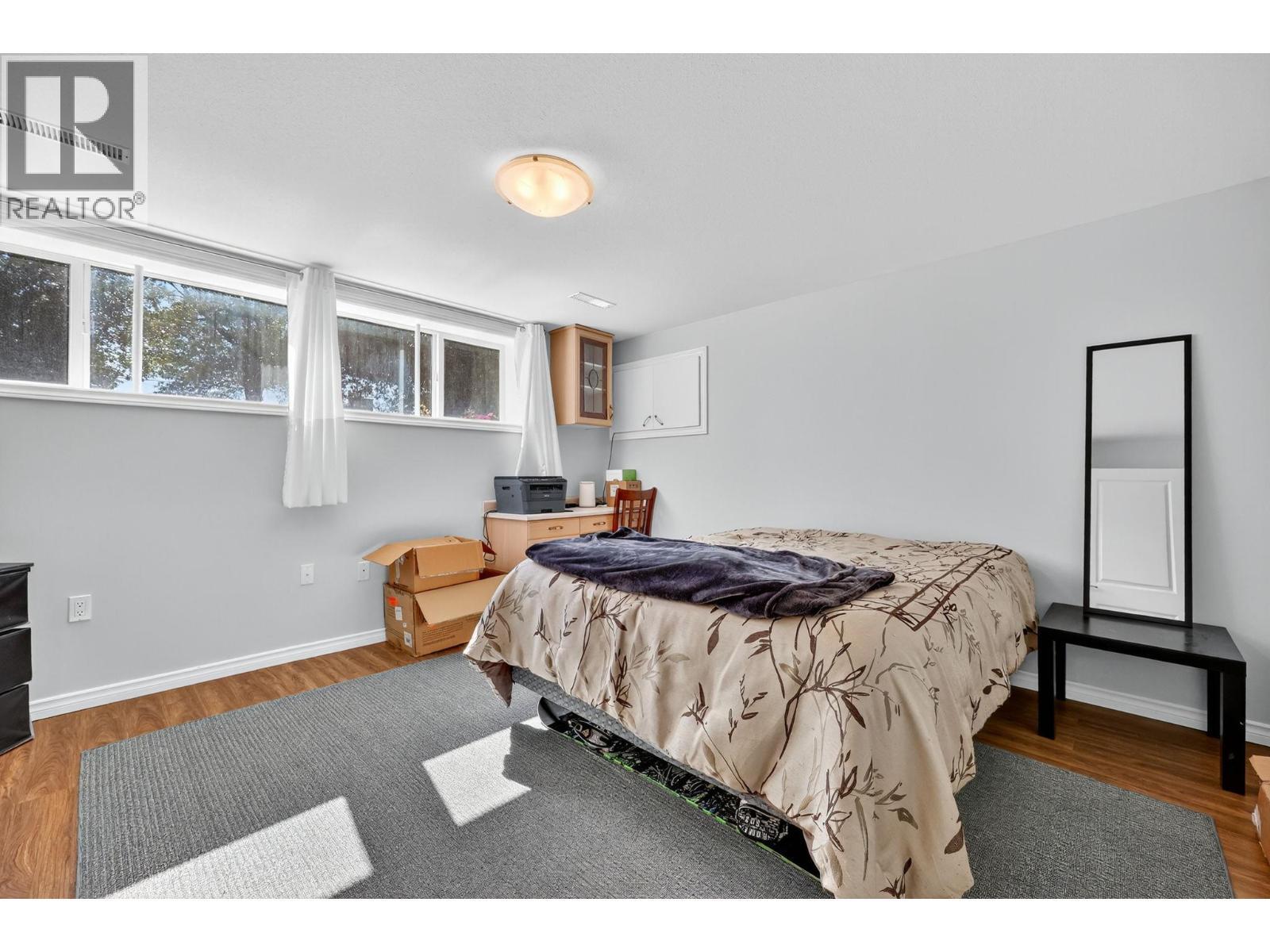 KELOWNA, British Columbia, V1X 1C4, CA, 5 Bedrooms Bedrooms, ,3 BathroomsBathrooms,Residential,For Sale,1948235
