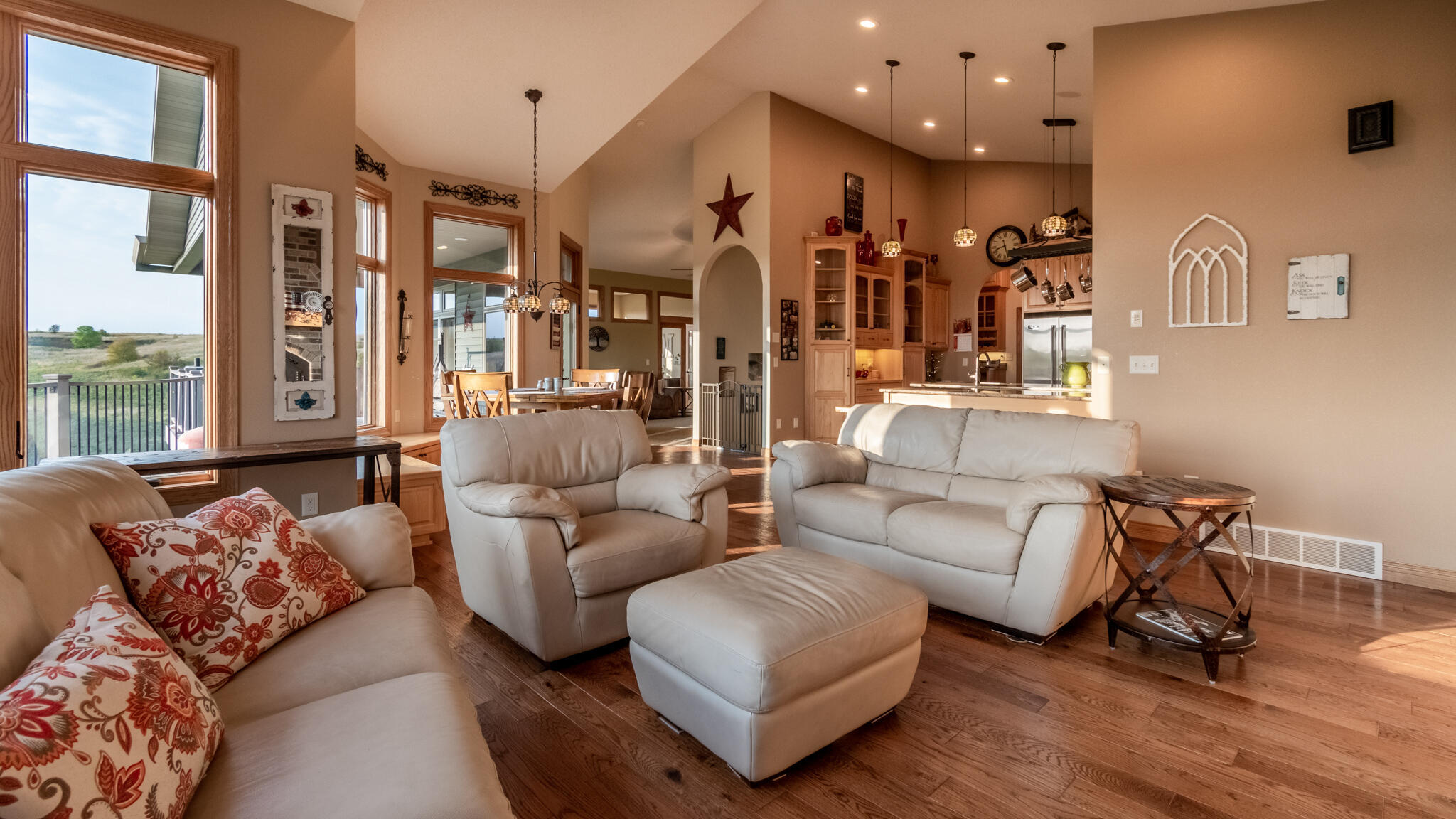 Beulah, North Dakota, 58523, United States, 4 Bedrooms Bedrooms, ,3 BathroomsBathrooms,Residential,For Sale,1780571