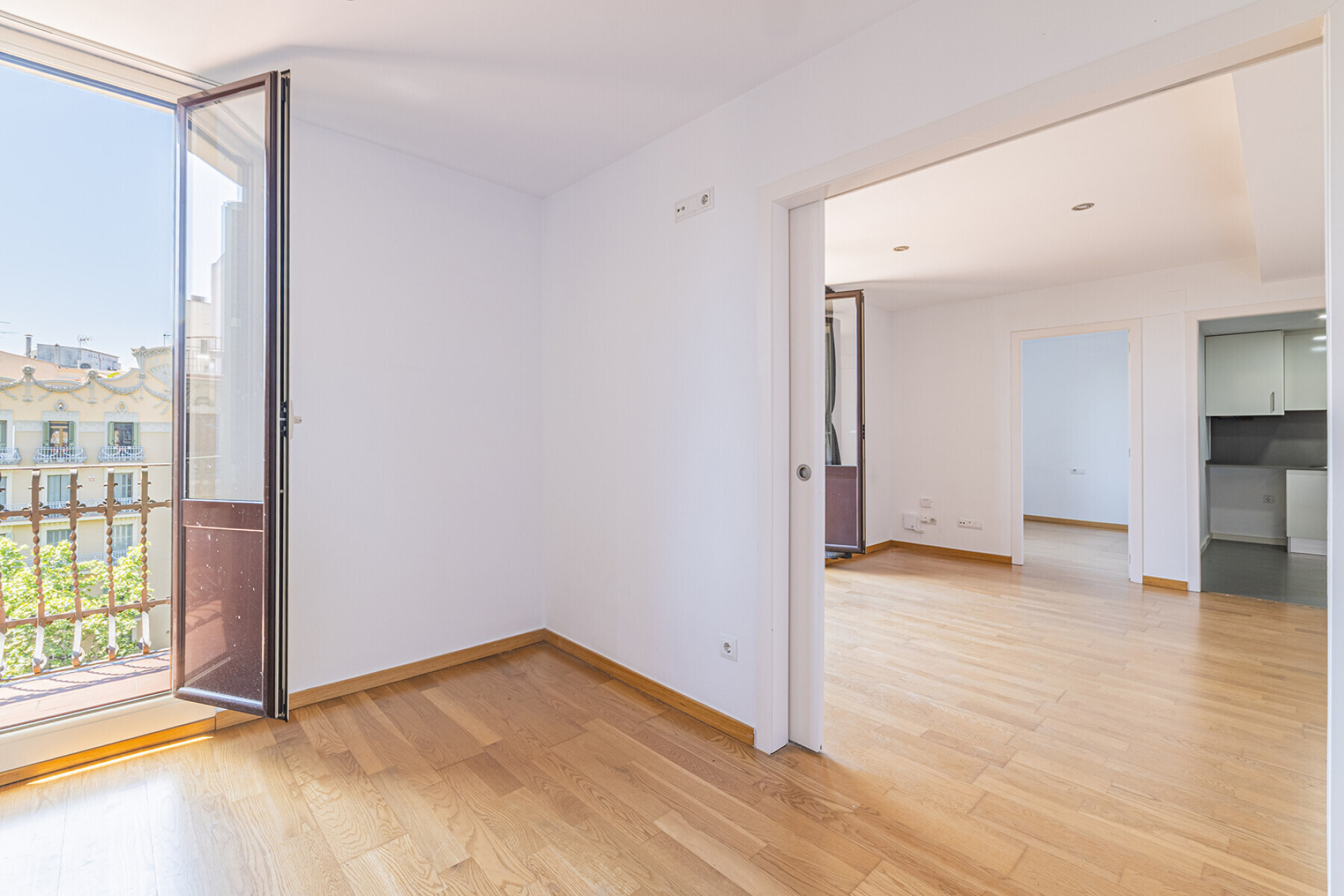  Bright top-floor apartment with a private terrace in Eixample - 物件實景
