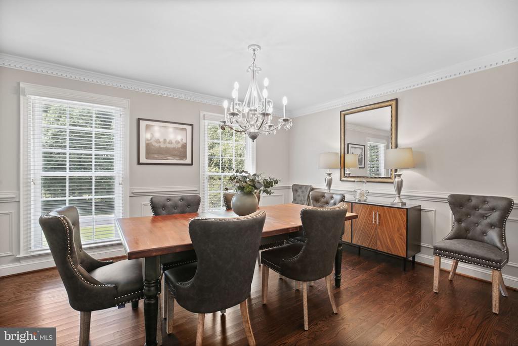 Fredericksburg, Virginia, 22407, United States, 5 Bedrooms Bedrooms, ,5 BathroomsBathrooms,Residential,For Sale,1927805