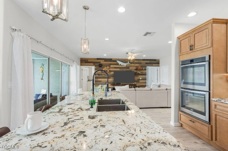 Fort Myers, Florida, 33905, United States, 3 Bedrooms Bedrooms, ,4 BathroomsBathrooms,Residential,For Sale,1997998