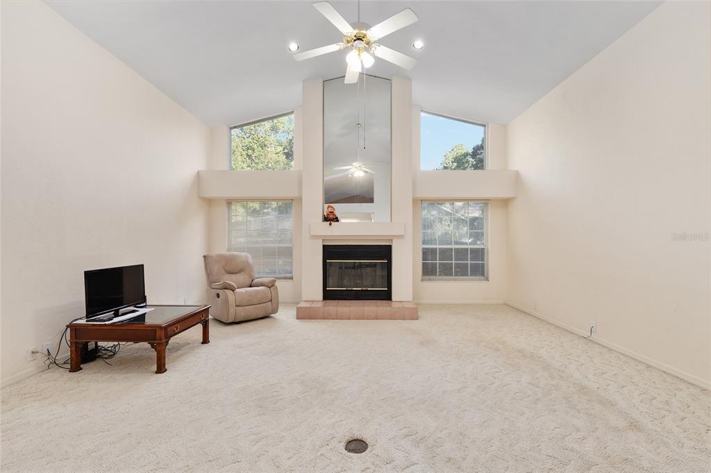 Gainesville, Florida, 32606, United States, 4 Bedrooms Bedrooms, ,3 BathroomsBathrooms,Residential,For Sale,1989601