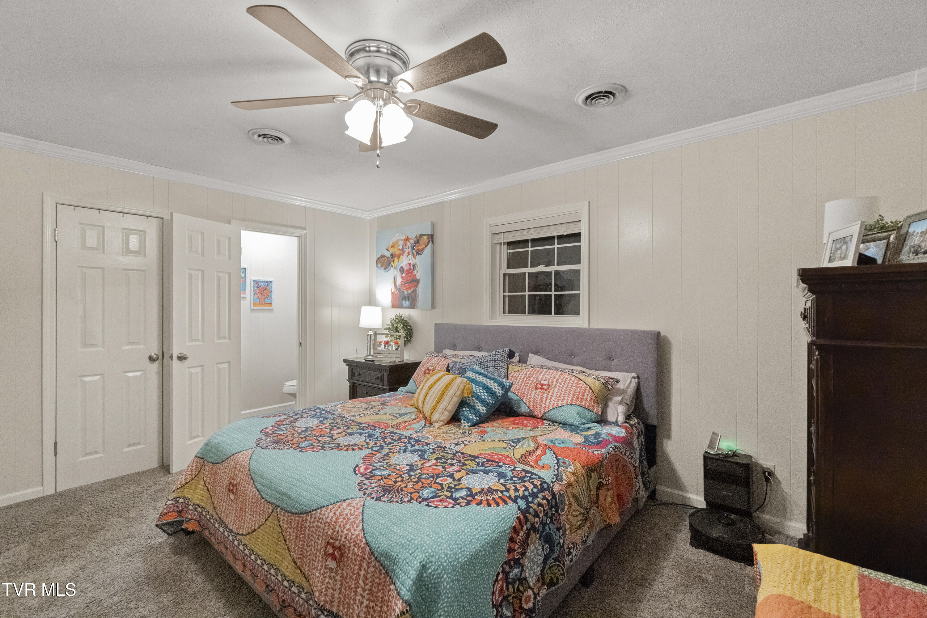 Greeneville, Tennessee, 37743, United States, 3 Bedrooms Bedrooms, ,2 BathroomsBathrooms,Residential,For Sale,1990242