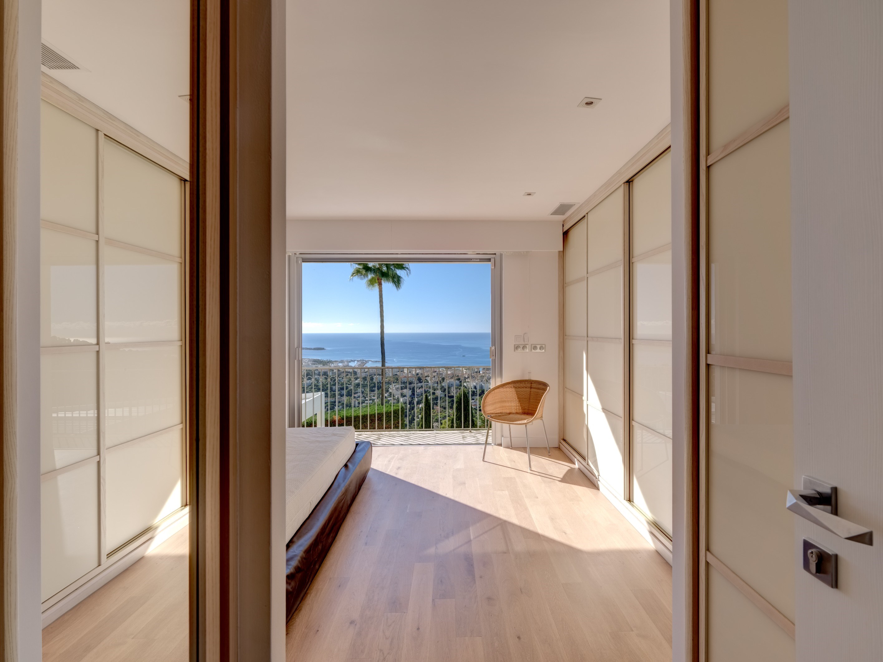  Cannes villa 211 sqm panoramic sea view Lérins Islands secure estate with pool - 物件實景