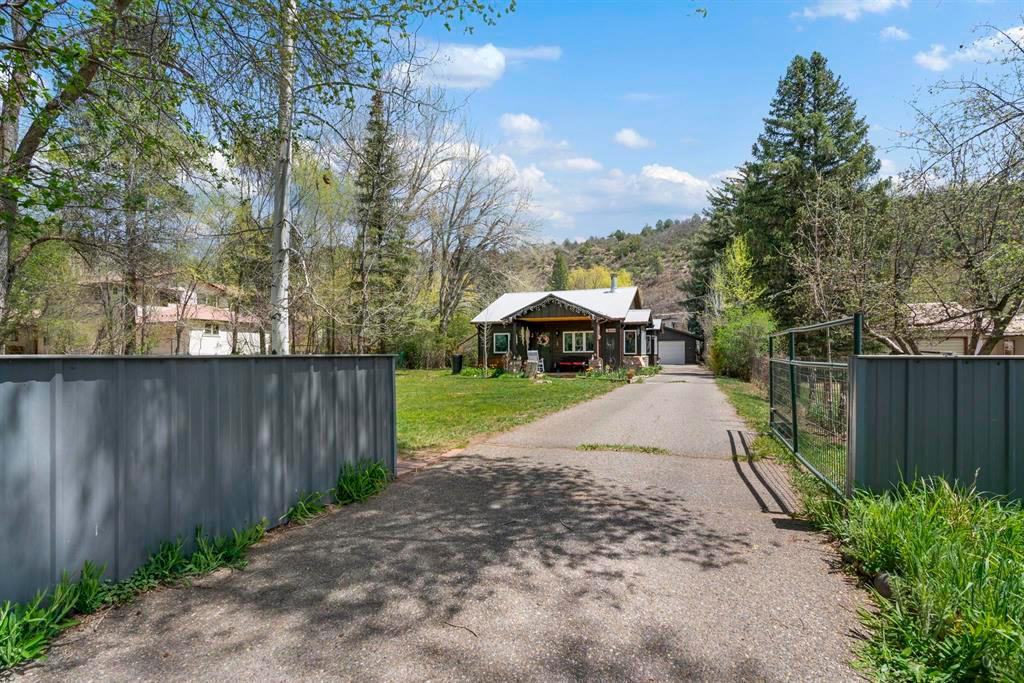 Durango, Colorado, 81301, United States, 3 Bedrooms Bedrooms, ,2 BathroomsBathrooms,Residential,For Sale,1794547
