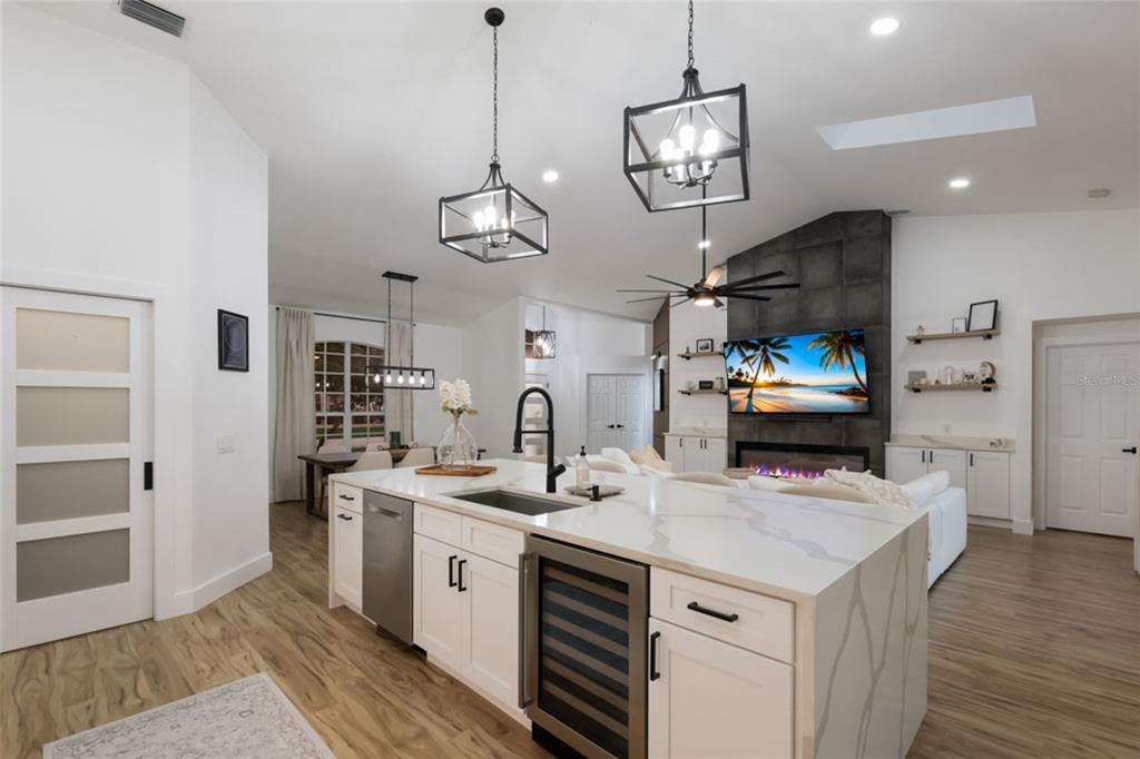 Osprey, Florida, 34229, United States, 4 Bedrooms Bedrooms, ,2 BathroomsBathrooms,Residential,For Sale,2003477