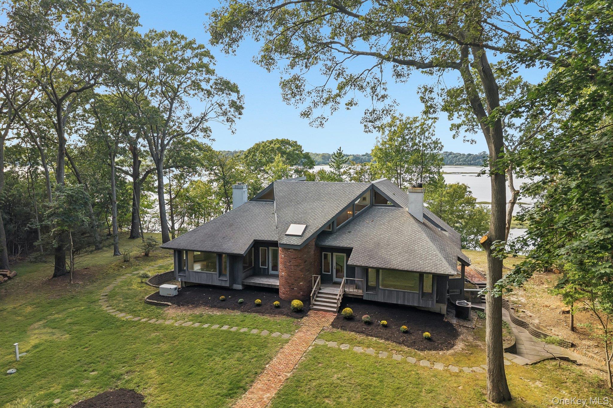  89 Harbor Road, Head Of The Harbor, NY 11780 - 物件實景