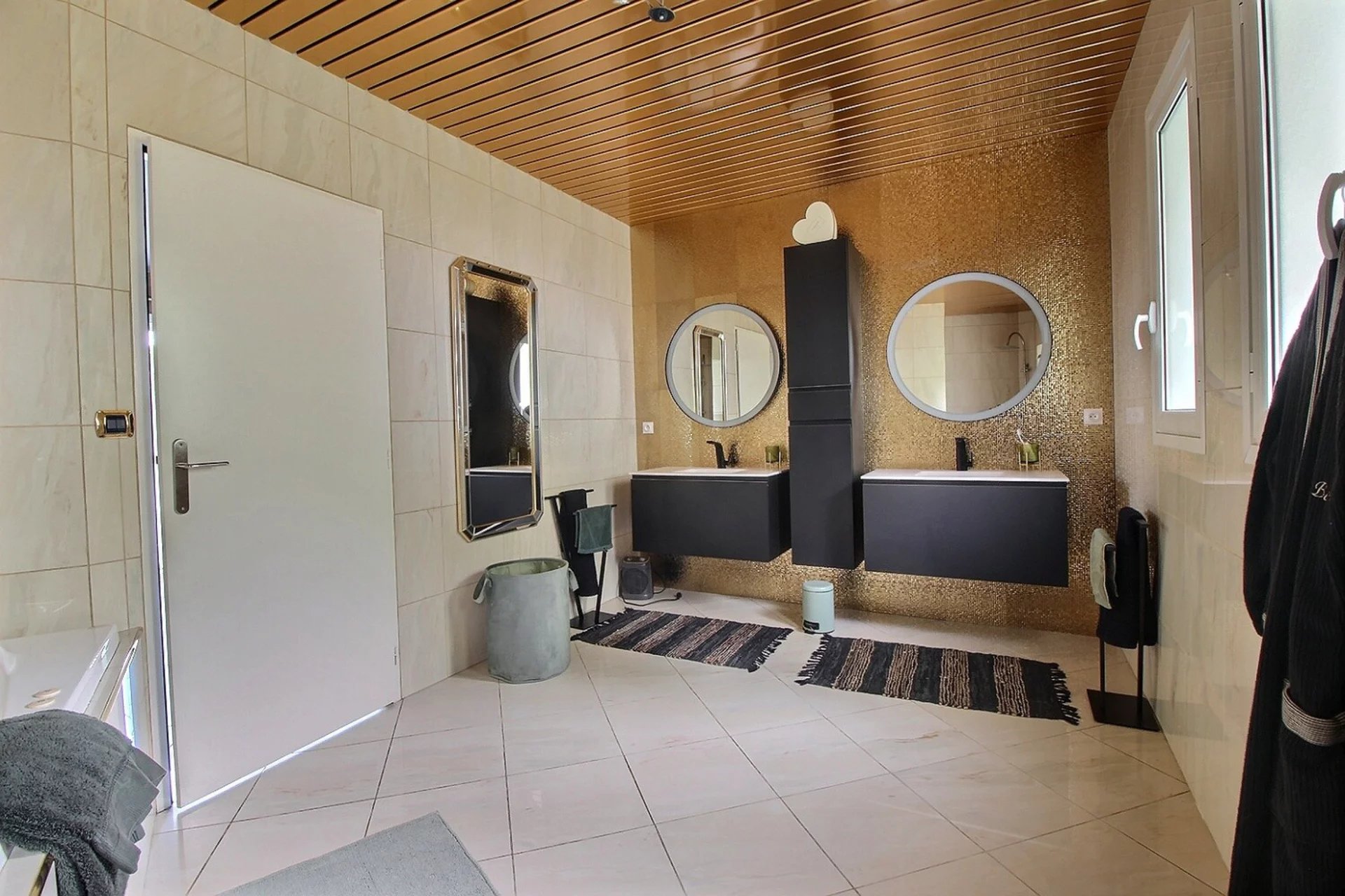 Sanguinet, New Aquitaine, 40460, FR, 4 Bedrooms Bedrooms, ,4 BathroomsBathrooms,Residential,For Sale,1269298