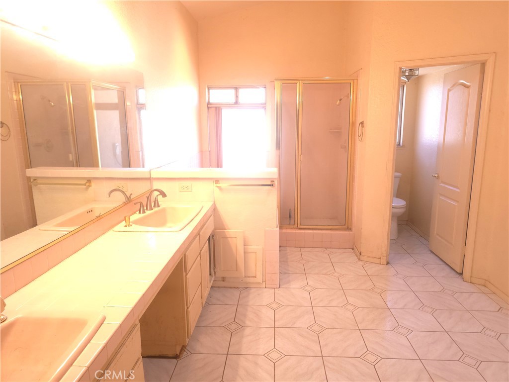 Hemet, California, 92545, United States, 4 Bedrooms Bedrooms, ,3 BathroomsBathrooms,Residential,For Sale,1915367