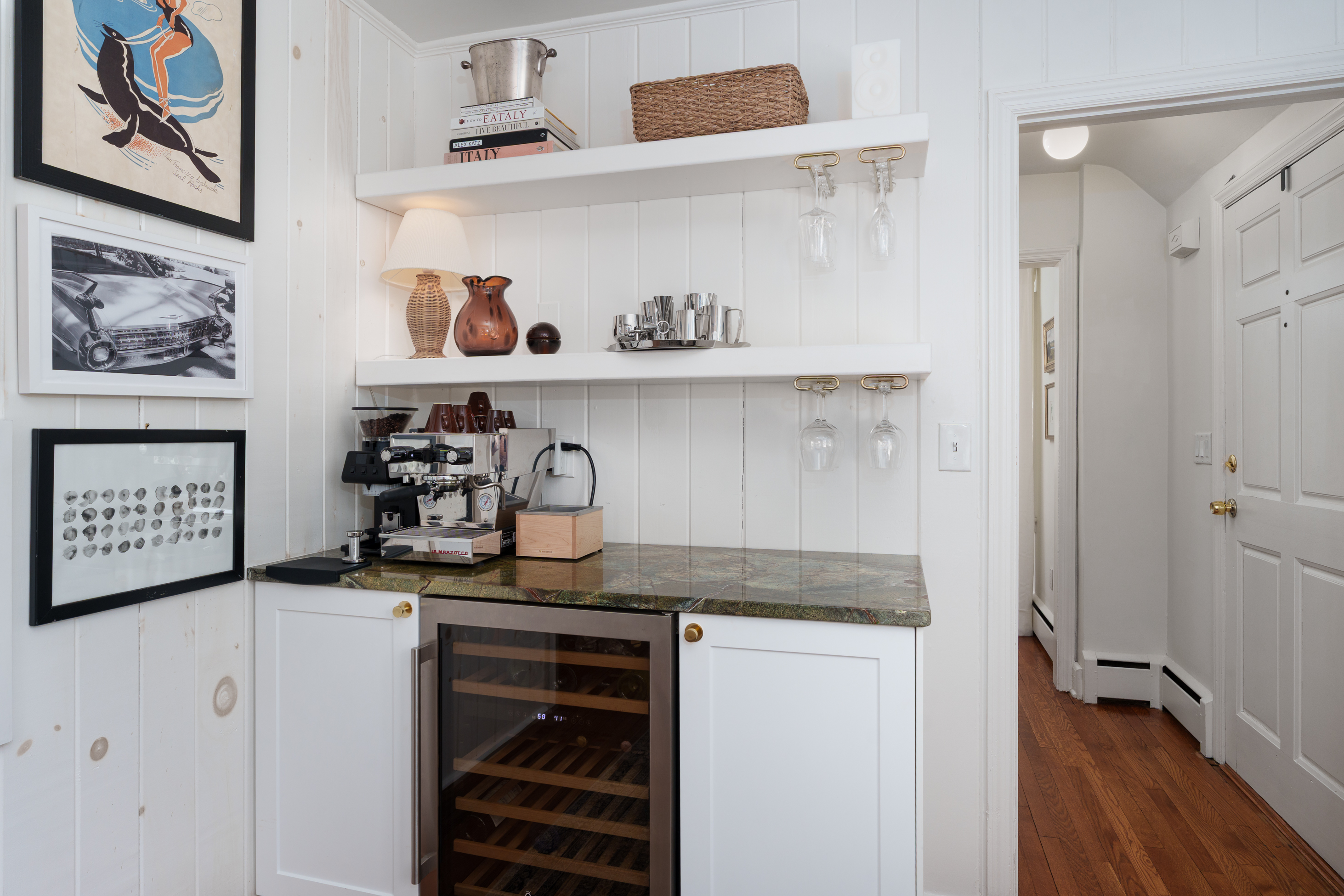  A Magical Backyard and Magazine-Worthy Kitchen - 物件實景