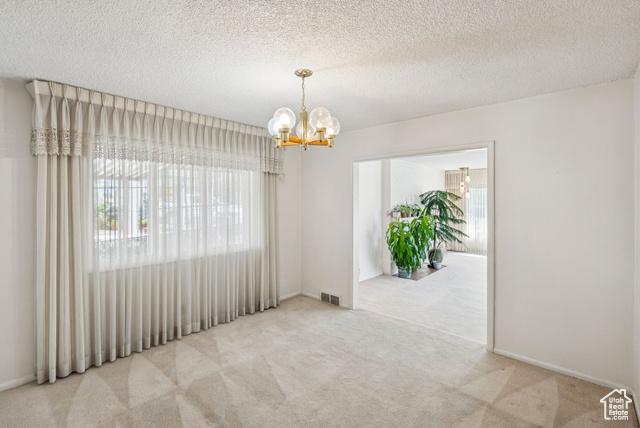 Woods Cross, Utah, 84010, United States, 5 Bedrooms Bedrooms, ,4 BathroomsBathrooms,Residential,For Sale,1976447