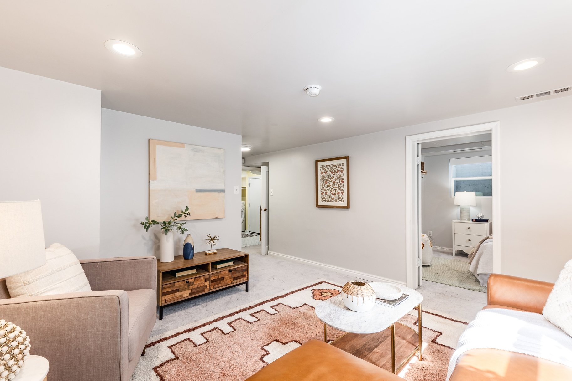  Original Charm, Updated Kitchen, Your Own Private Backyard - 物件實景