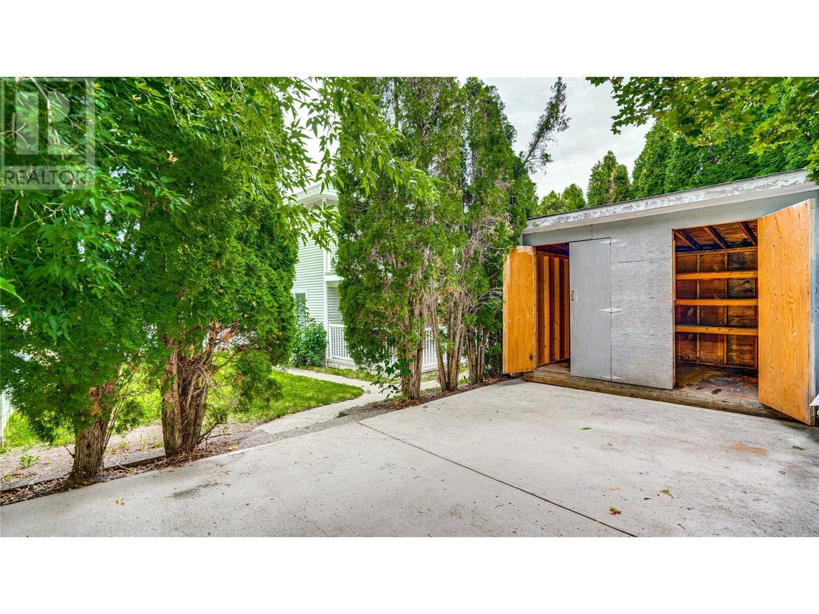 LUMBY, British Columbia, V0E 2G5, CA, 3 Bedrooms Bedrooms, ,2 BathroomsBathrooms,Residential,For Sale,1906205