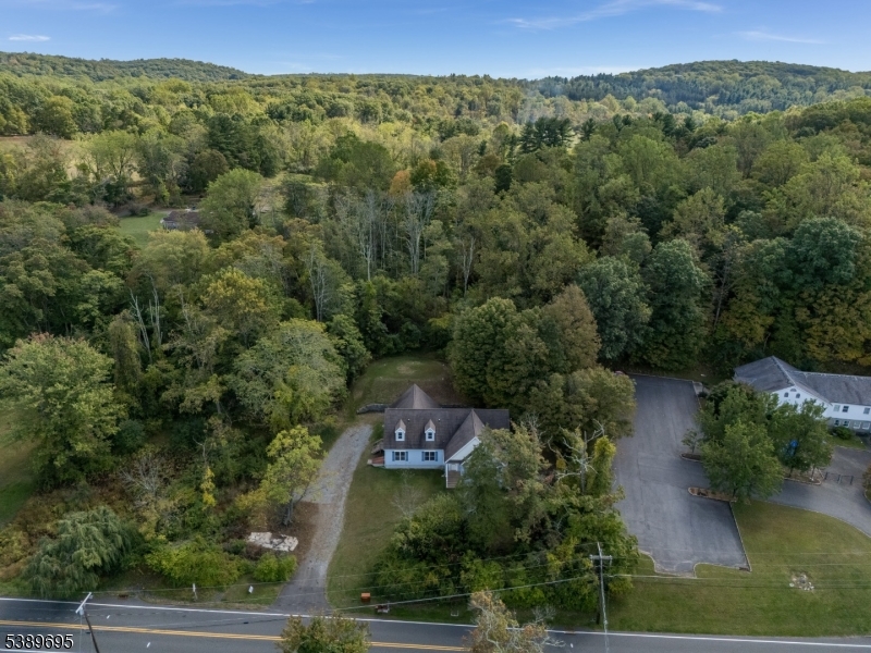 Lebanon Twp., New Jersey, 08826, United States, 3 Bedrooms Bedrooms, ,2 BathroomsBathrooms,Residential,For Sale,1960798