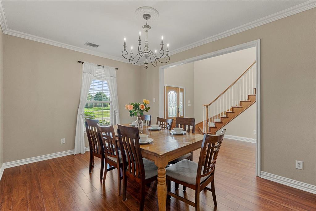 Terrell, Texas, 75160, United States, 4 Bedrooms Bedrooms, ,5 BathroomsBathrooms,Residential,For Sale,1827226