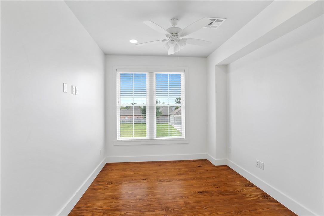 Lake Charles, Louisiana, 70601, United States, 4 Bedrooms Bedrooms, ,4 BathroomsBathrooms,Residential,For Sale,1980566