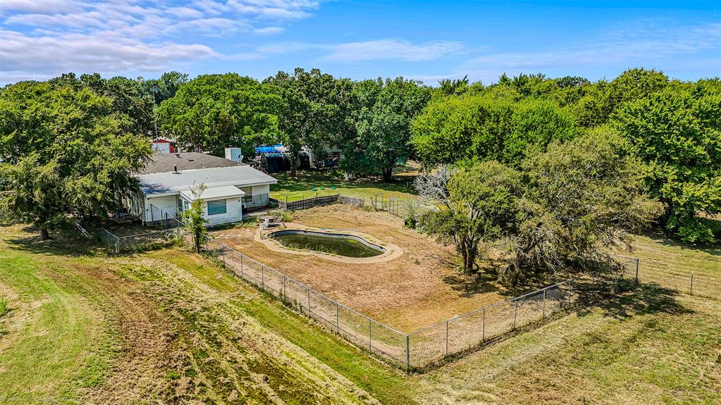 Terrell, Texas, 75161, United States, 3 Bedrooms Bedrooms, ,2 BathroomsBathrooms,Residential,For Sale,1933650