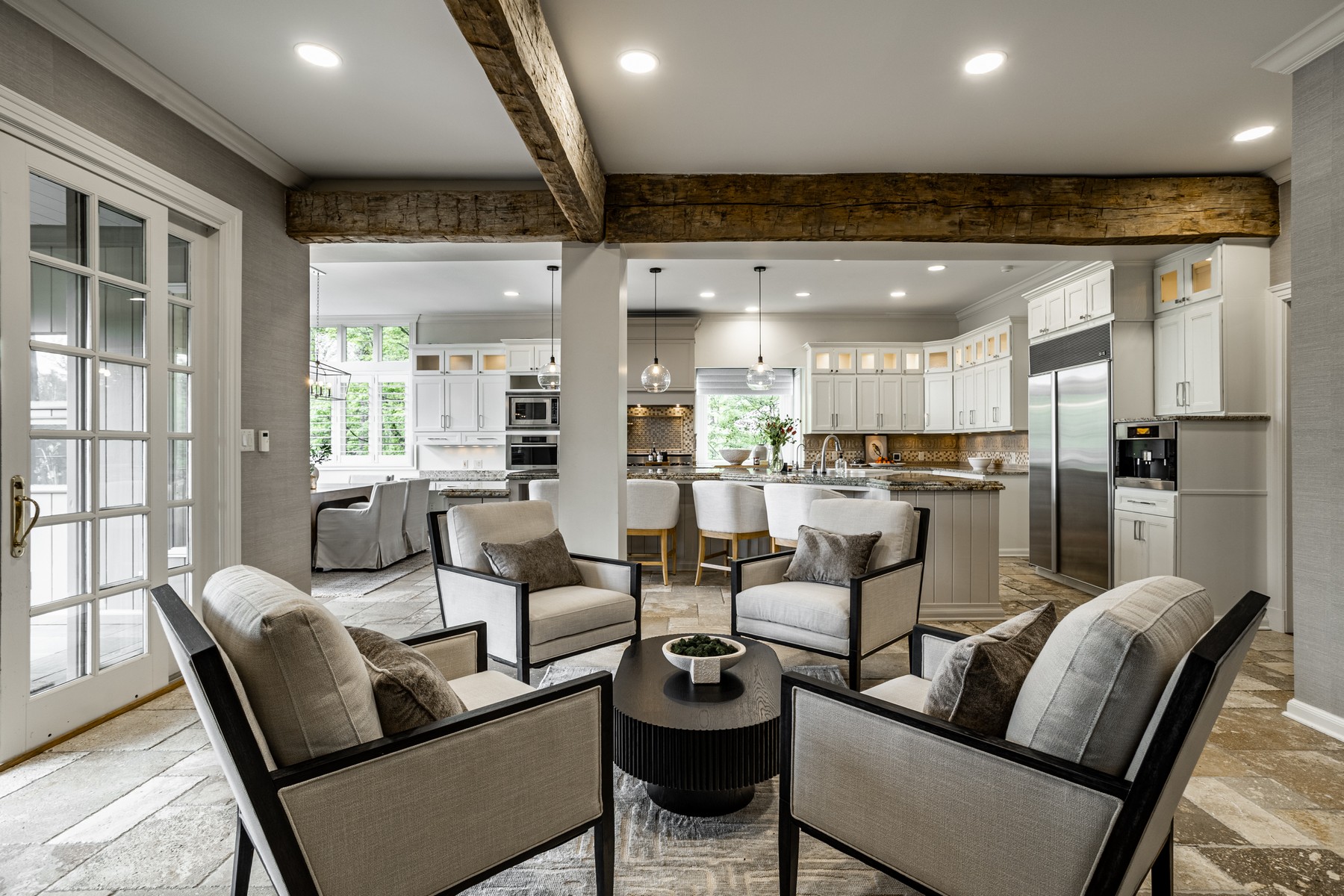  Distinguished Home Situated on a Premium Lot - 物件實景