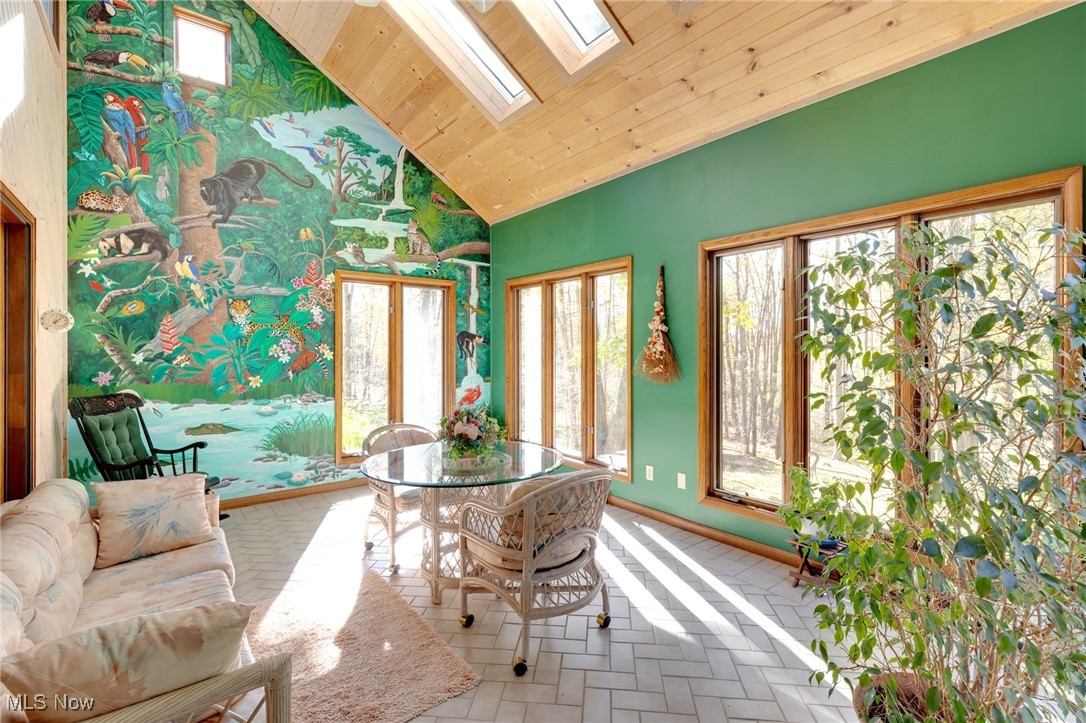 Aurora, Ohio, 44202, United States, 4 Bedrooms Bedrooms, ,3 BathroomsBathrooms,Residential,For Sale,1988003