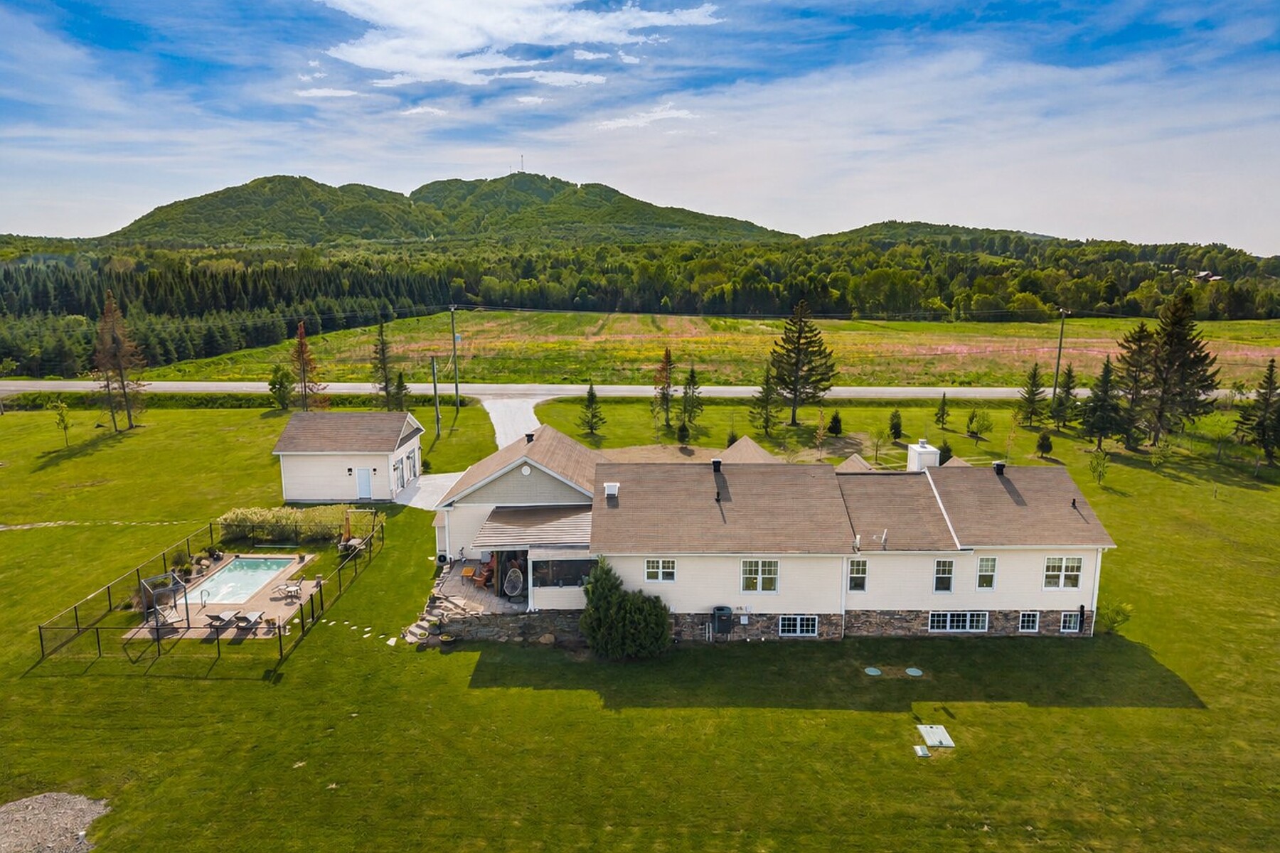  Lac-Brome, Eastern Townships - 物件實景