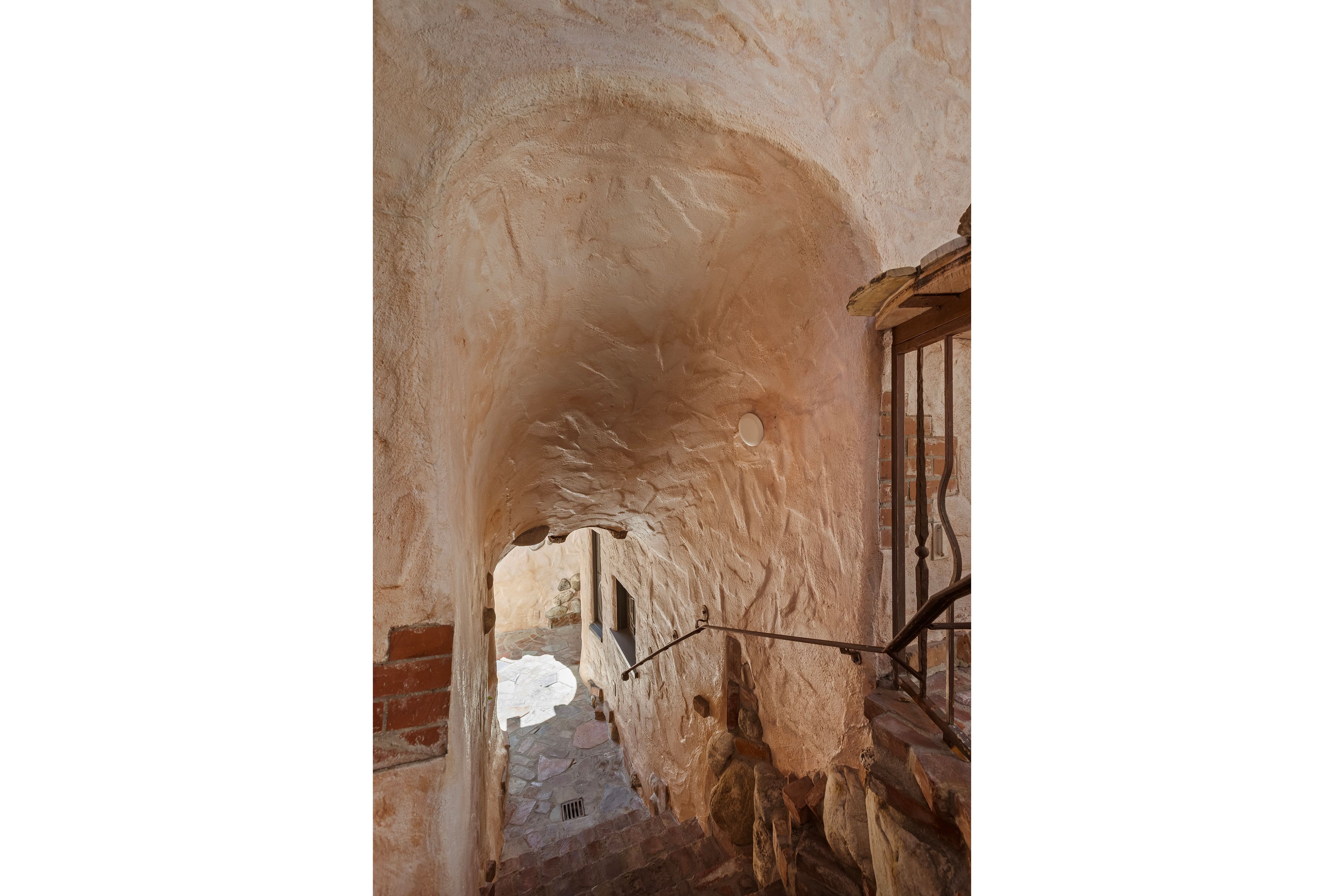  A Storybook Compound - 物件實景